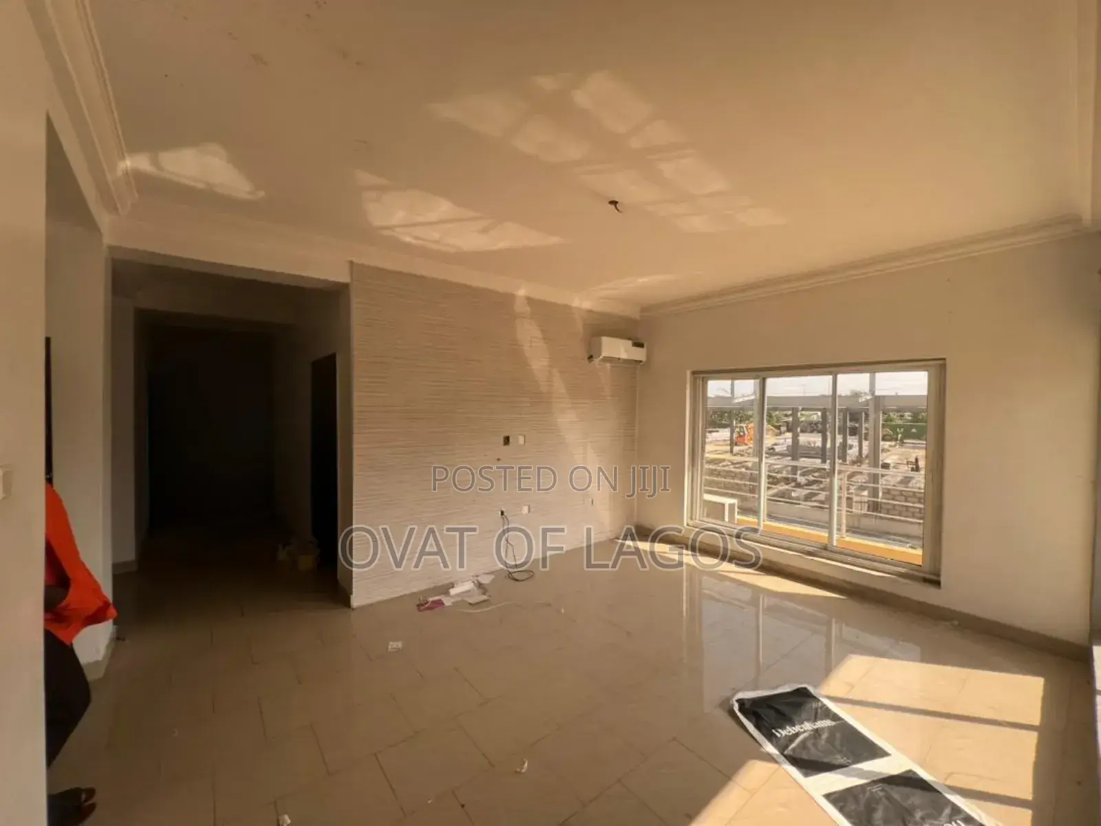 3bdrm Apartment in Lekki Phase One for sale in Lekki