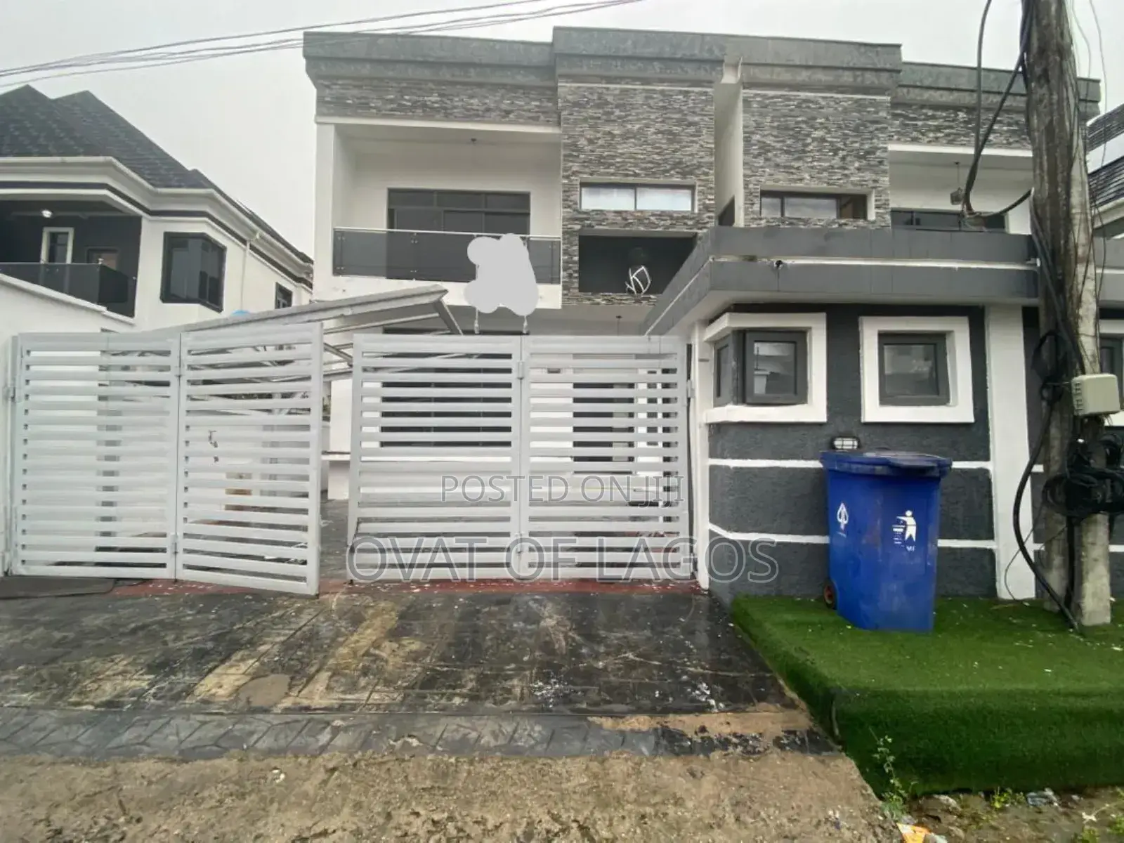 4bdrm Duplex in Ikota Villa Estate, Lekki for sale in Lekki