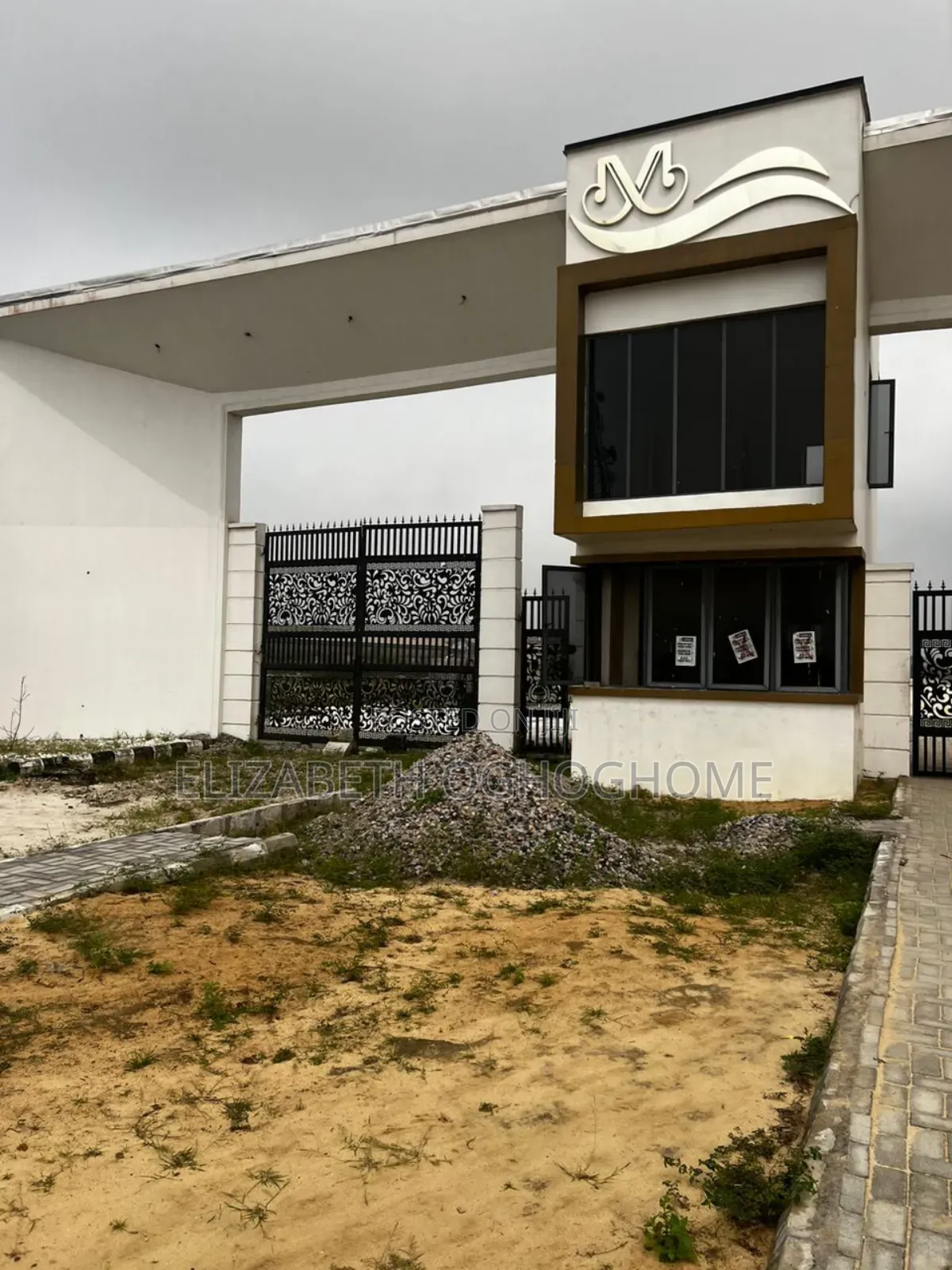 Buy and Build Mixed Use Land Along Lekki-Epe Expressway, Bogije in Bogije