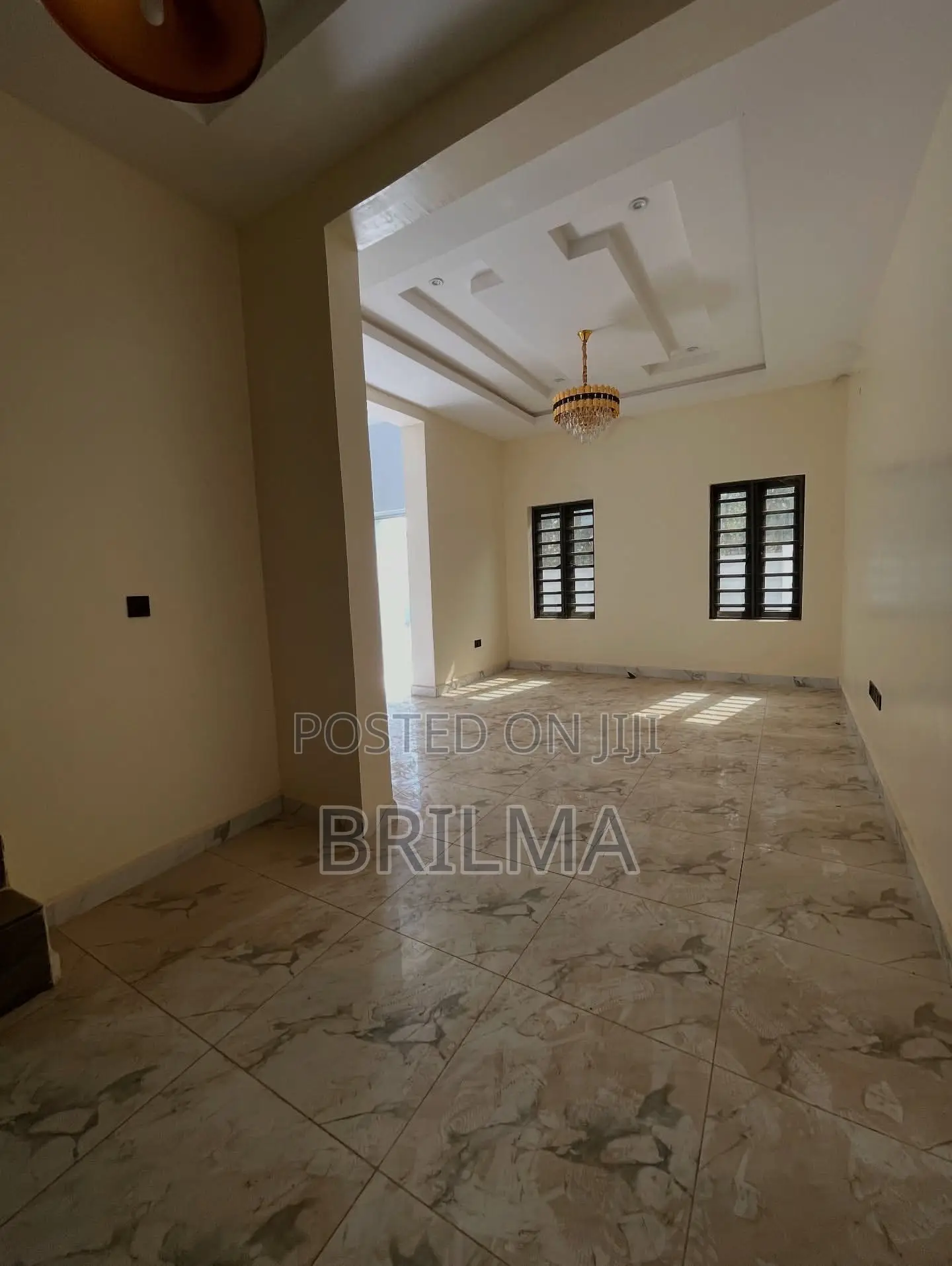 4bdrm Duplex in Gaduwa for sale in Gaduwa