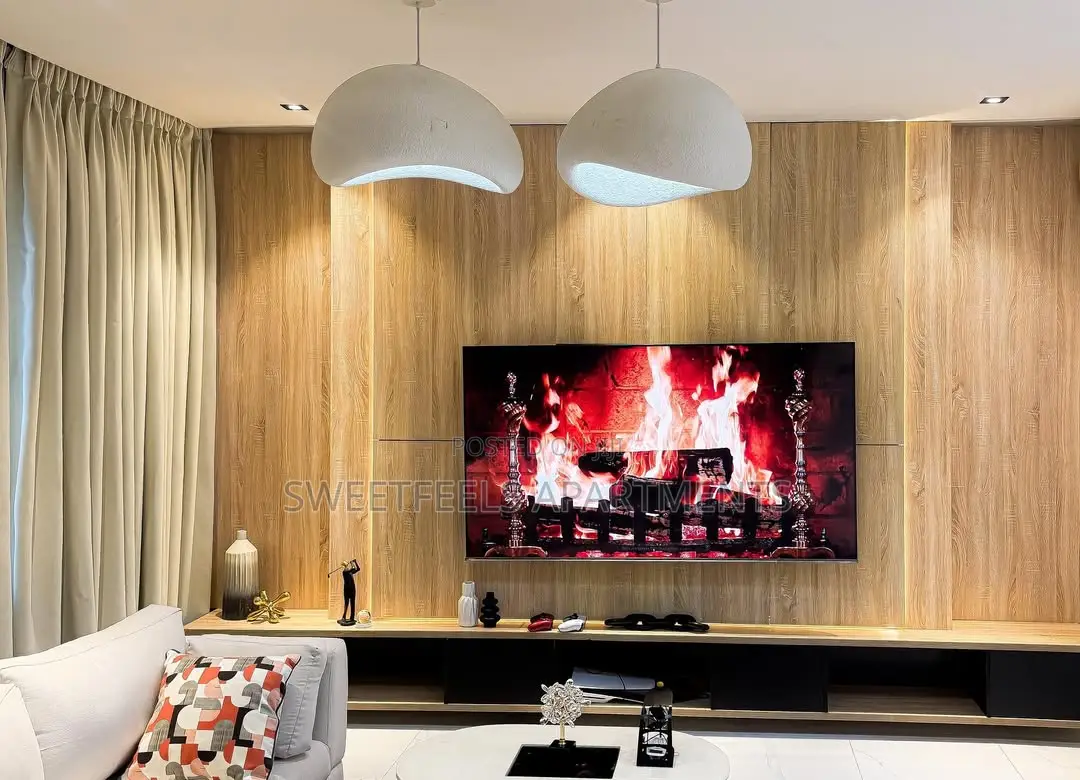 Luxury 3 Bedroom Maisonette With a Private Cinem in Lekki Phase 1