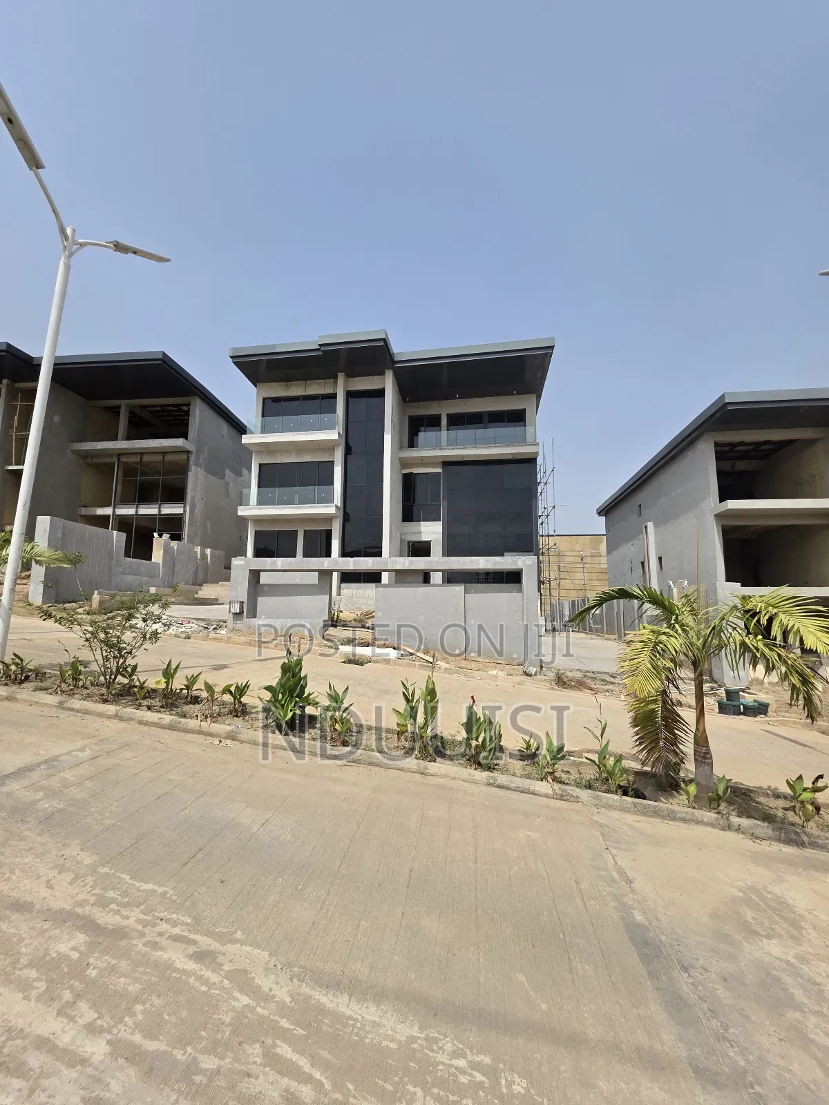 5bdrm Duplex in Guzape District for sale in Guzape District