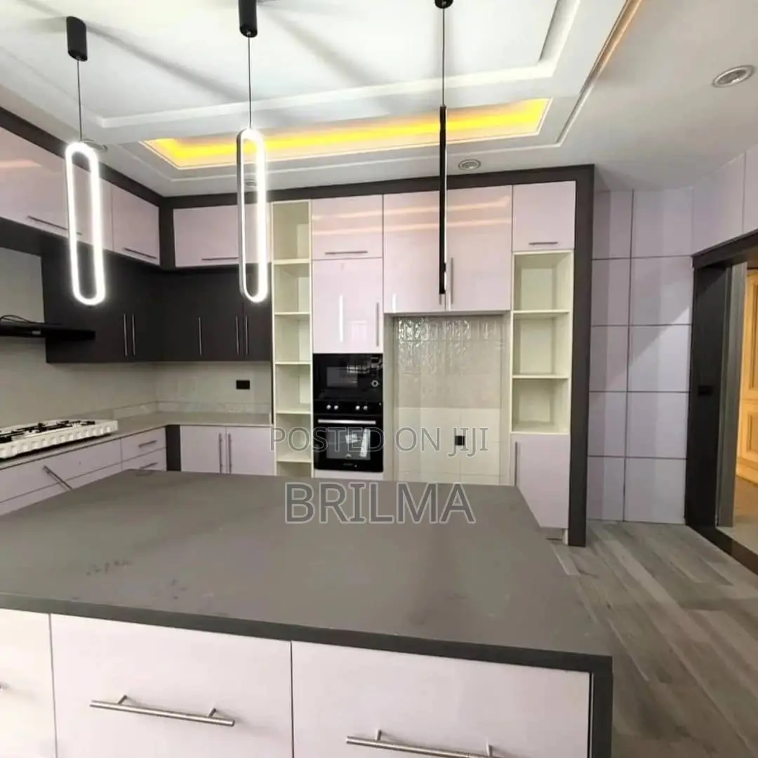 4bdrm Duplex in Lugbe District for sale in Lugbe District