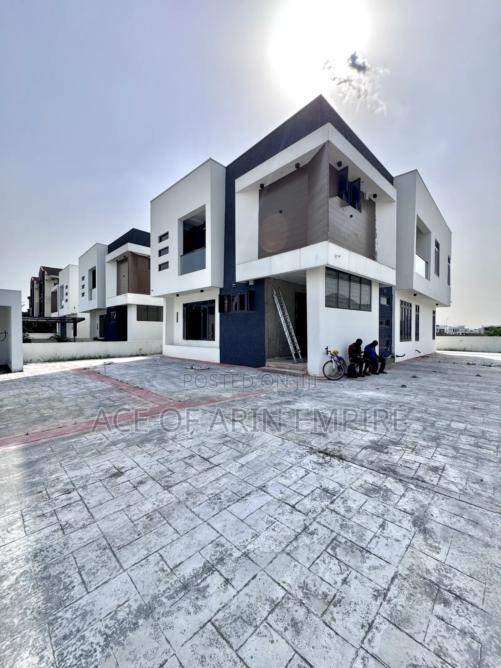5bdrm Duplex in Royal Garden Estate, Ajah for sale in Ajah