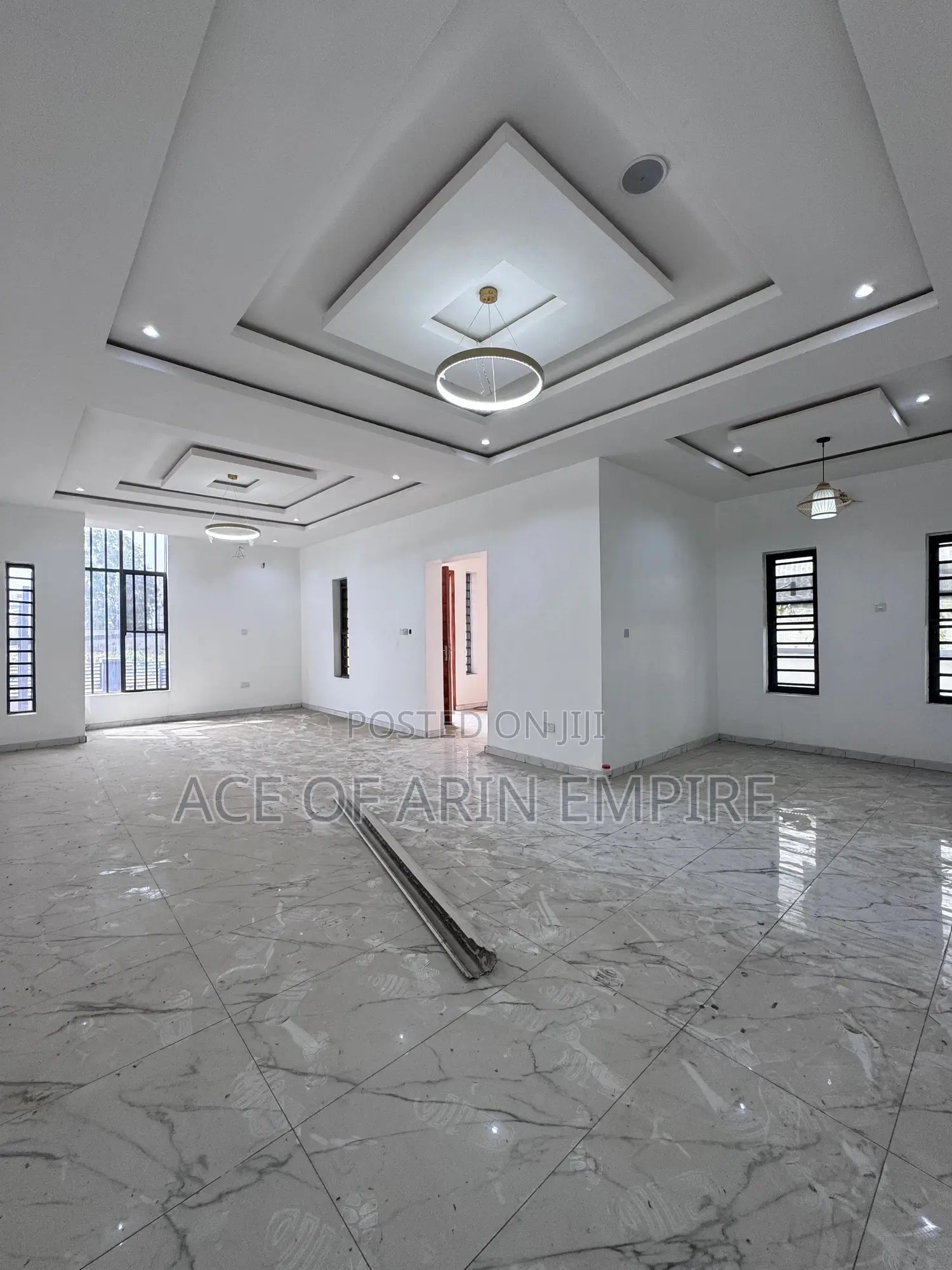 5bdrm Duplex in Royal Garden Estate, Ajah for sale in Ajah