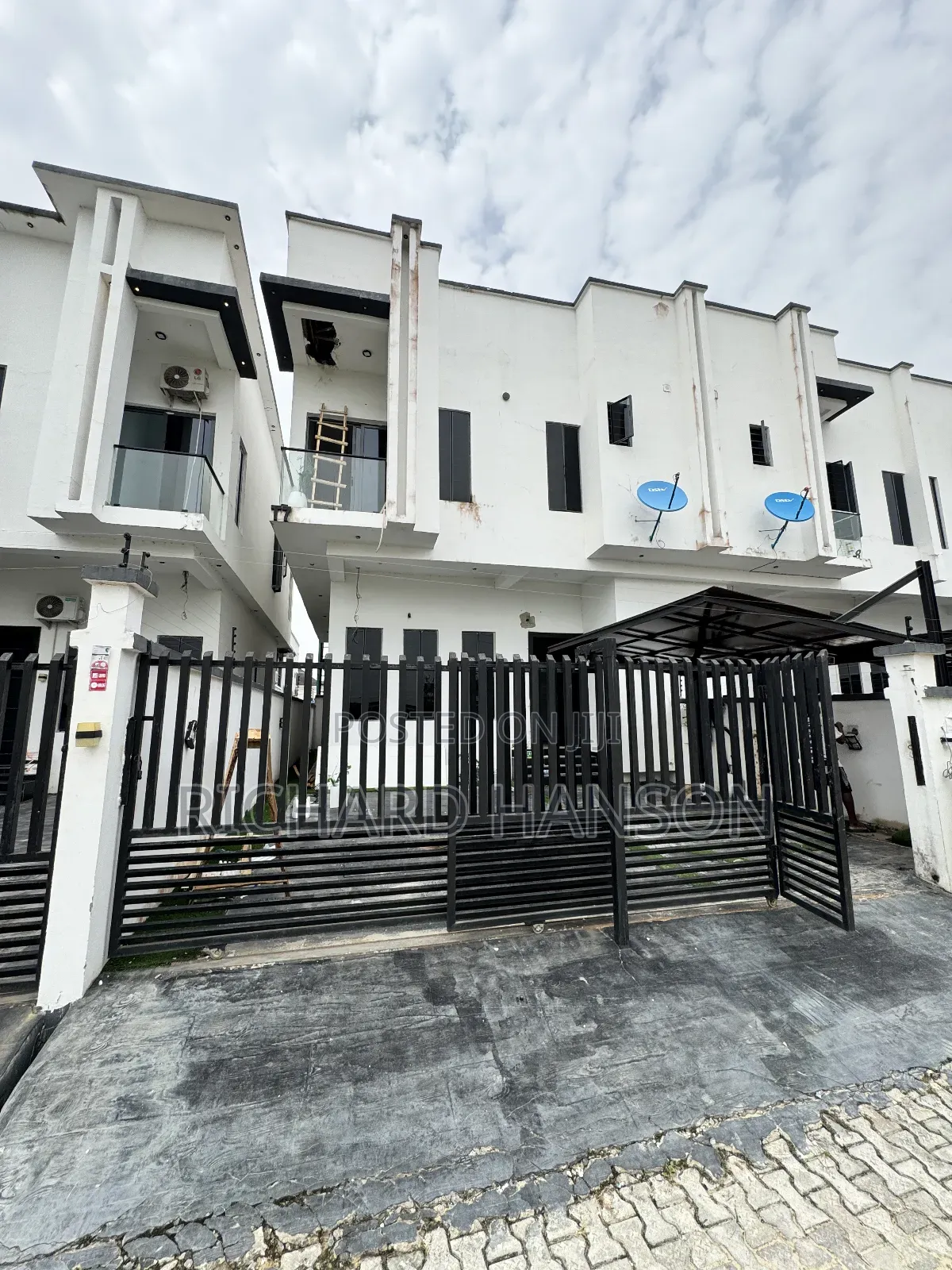 3bdrm Duplex in Lbs, Sangotedo for sale in Sangotedo
