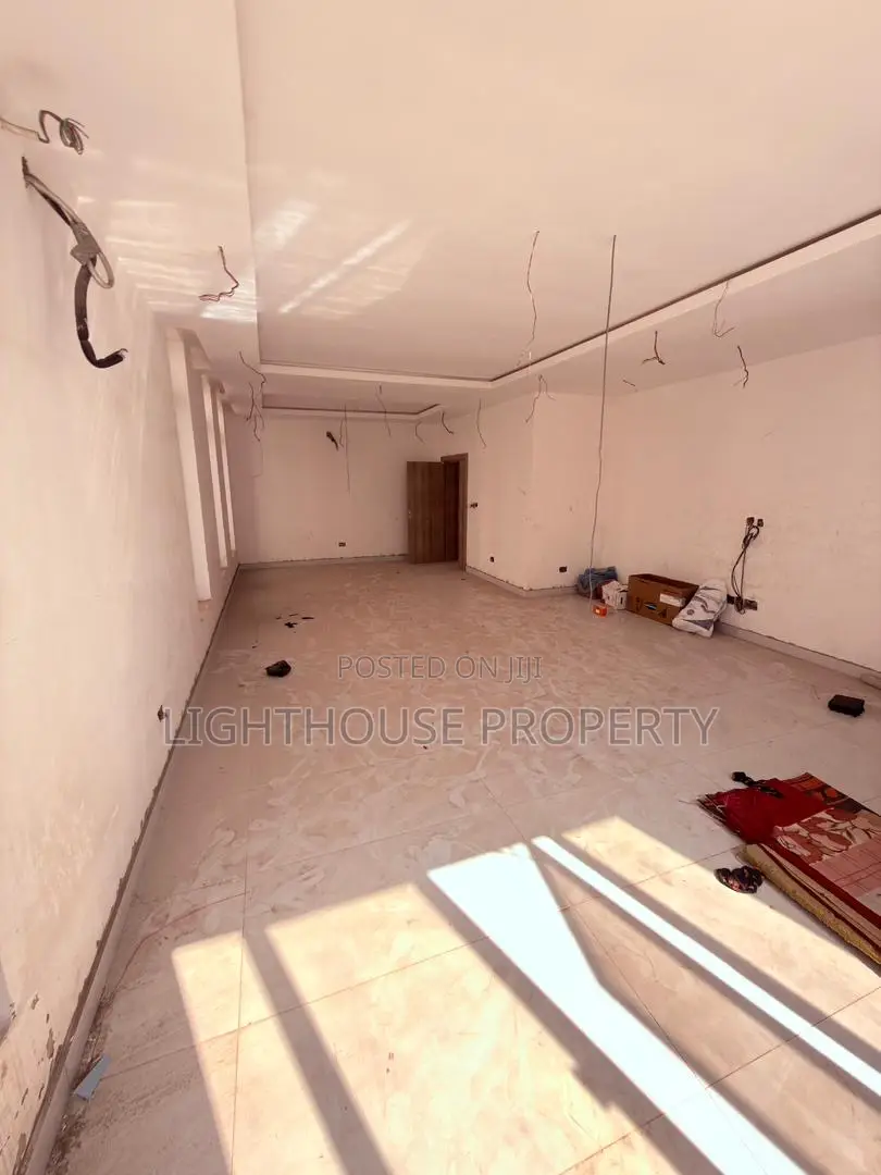6bdrm Duplex in Mabushi for sale in Mabushi