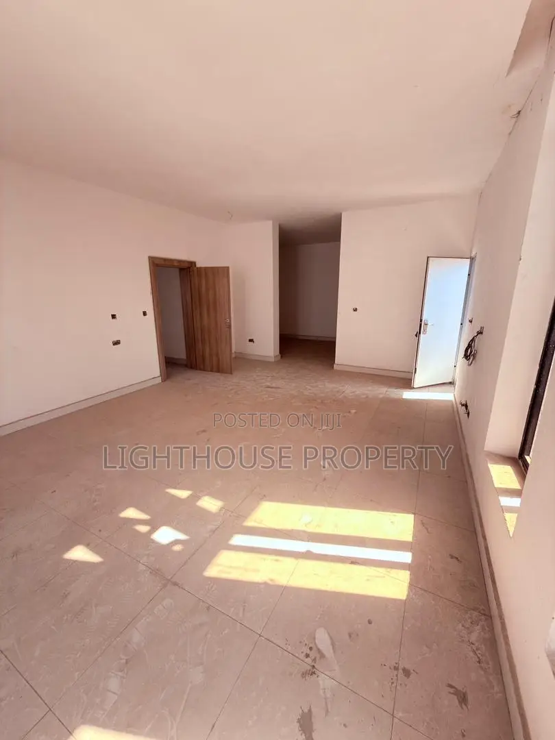 6bdrm Duplex in Mabushi for sale in Mabushi