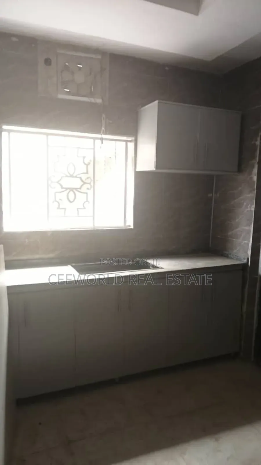2bdrm Apartment in Oluyole Estate, Akala Express for rent in Akala Express
