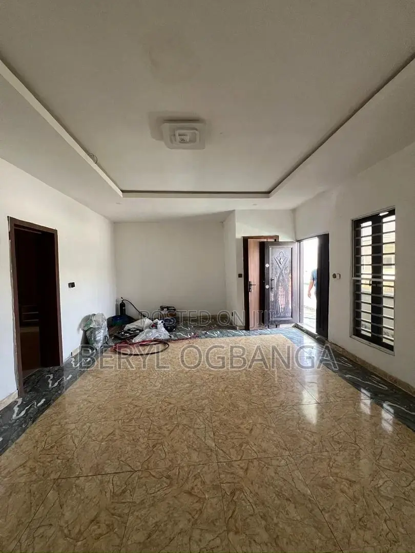 1bdrm Apartment in Lekki Phase 2 for sale in Lekki Phase 2