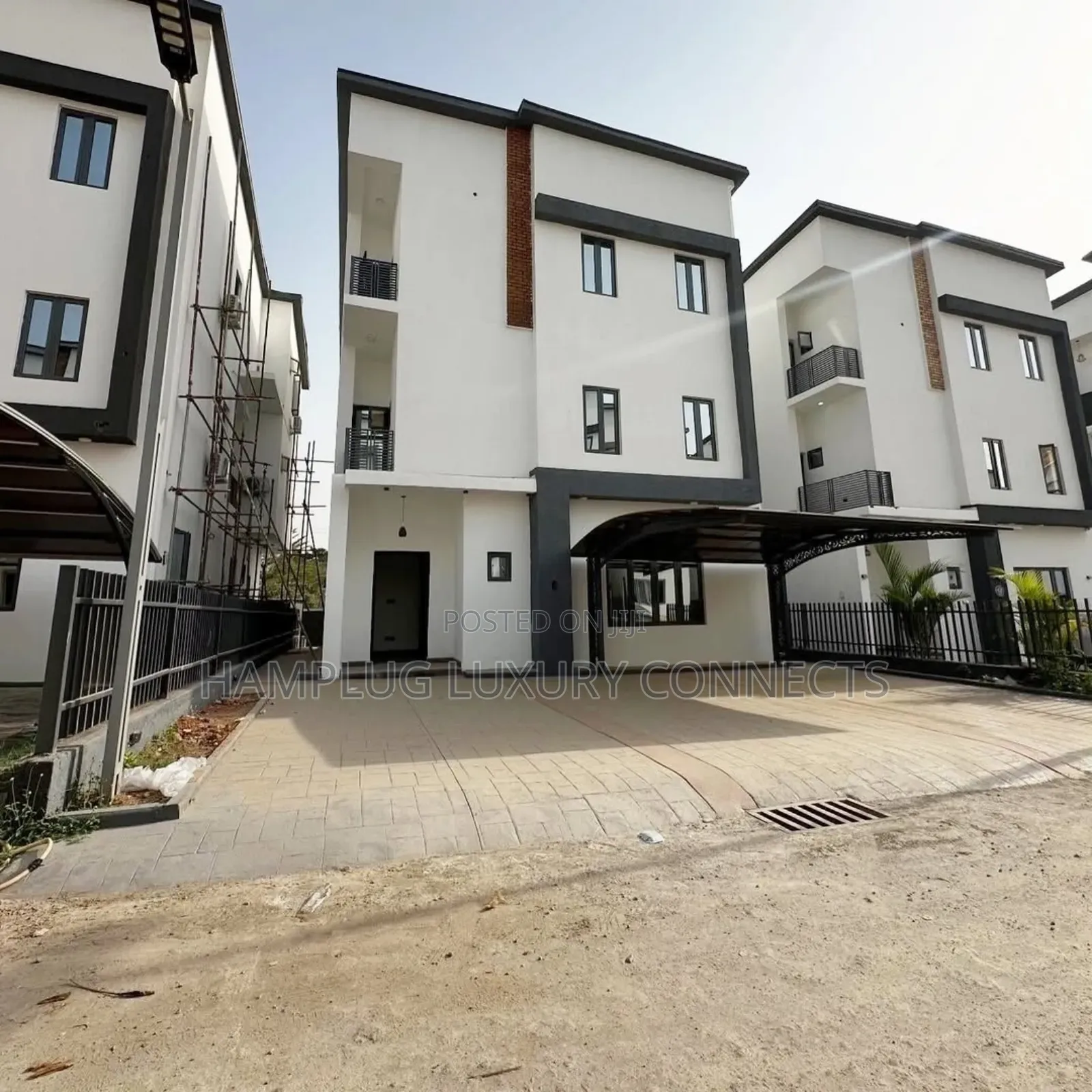 Furnished 5bdrm Duplex in Kado for sale in Kado