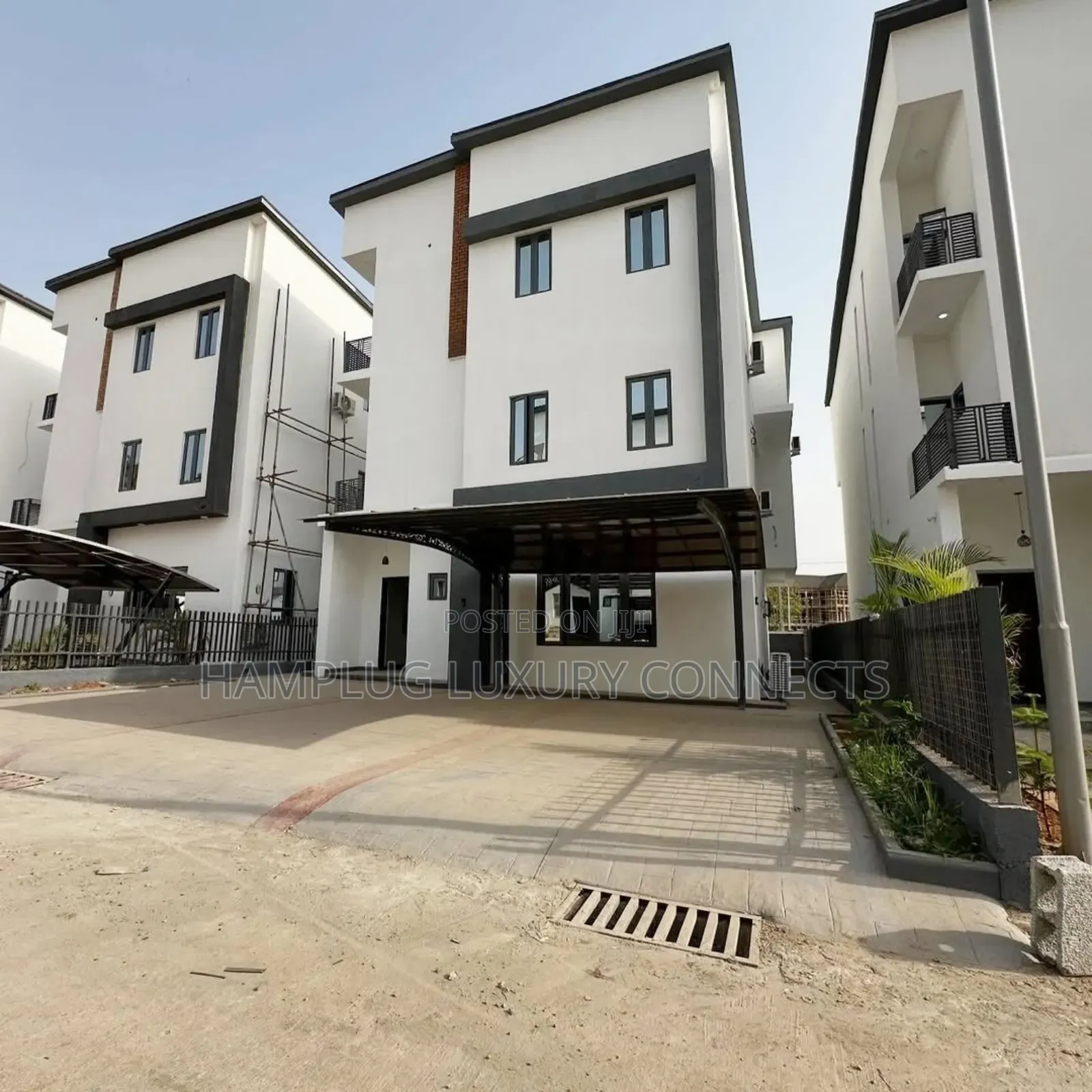 Furnished 5bdrm Duplex in Kado for sale in Kado