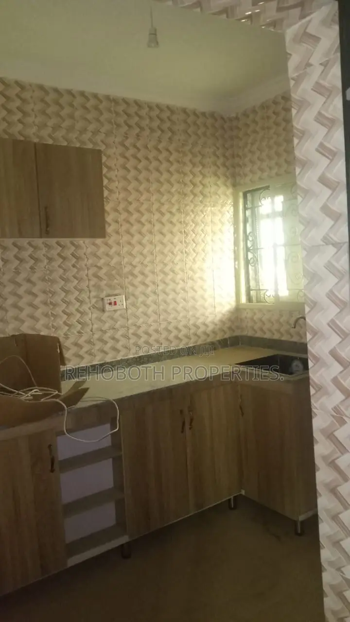 2bdrm Apartment in Asaaju Estate, Akala Express for rent in Akala Express