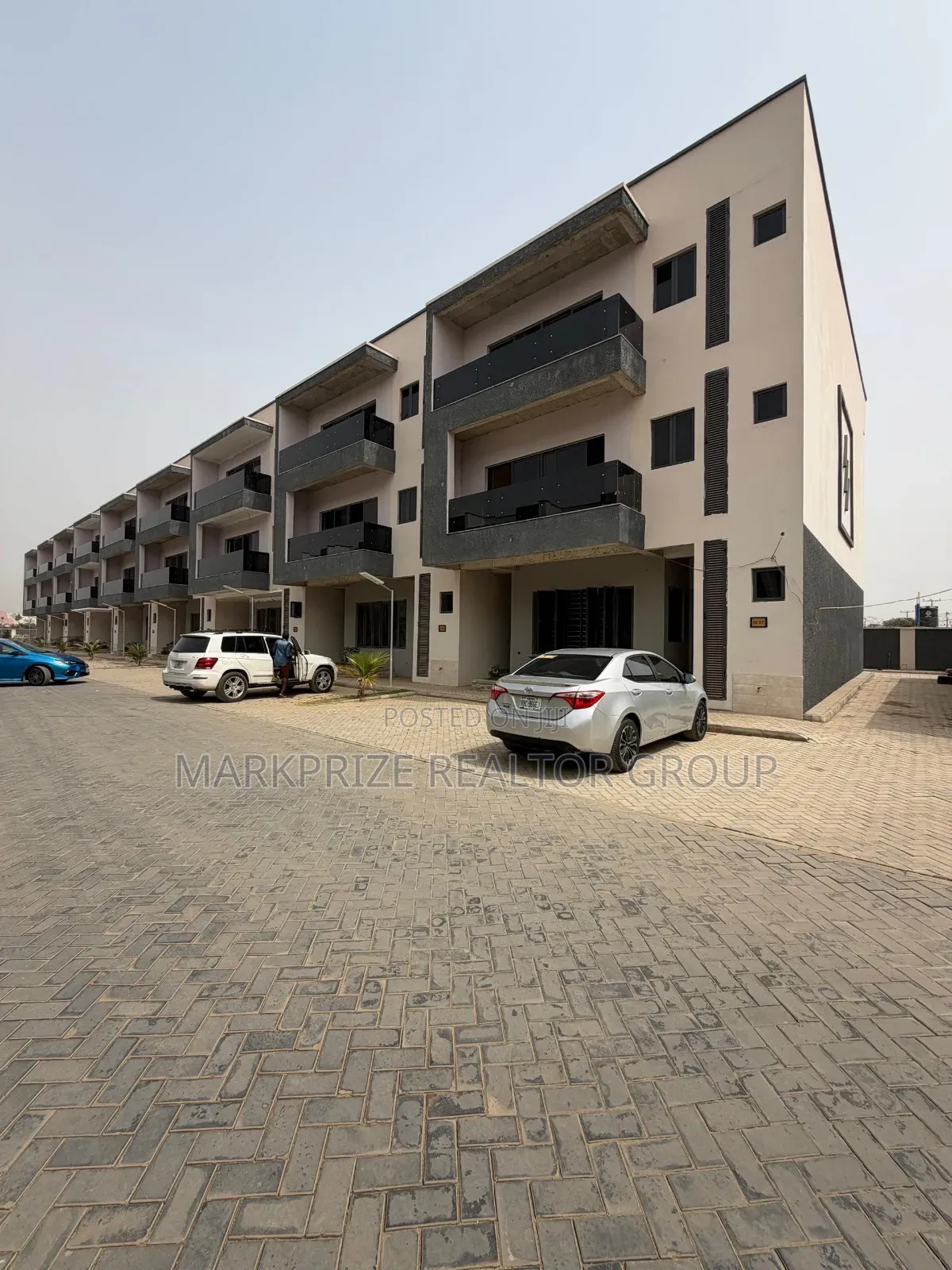 4bdrm Duplex in Jahi Kado Abuja for sale in Jahi