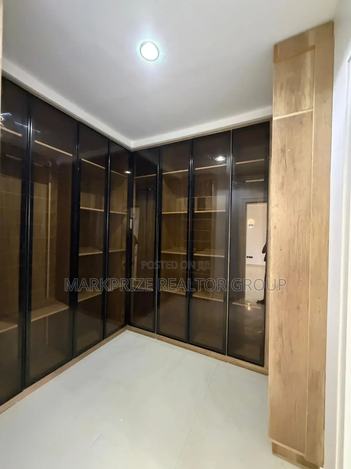 4bdrm Duplex in Jahi Kado Abuja for sale in Jahi