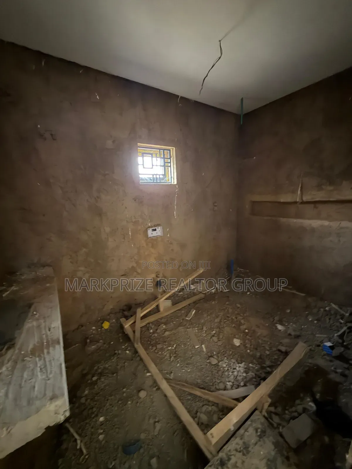 4bdrm Duplex in Life Camp Abuja for sale in Life Camp