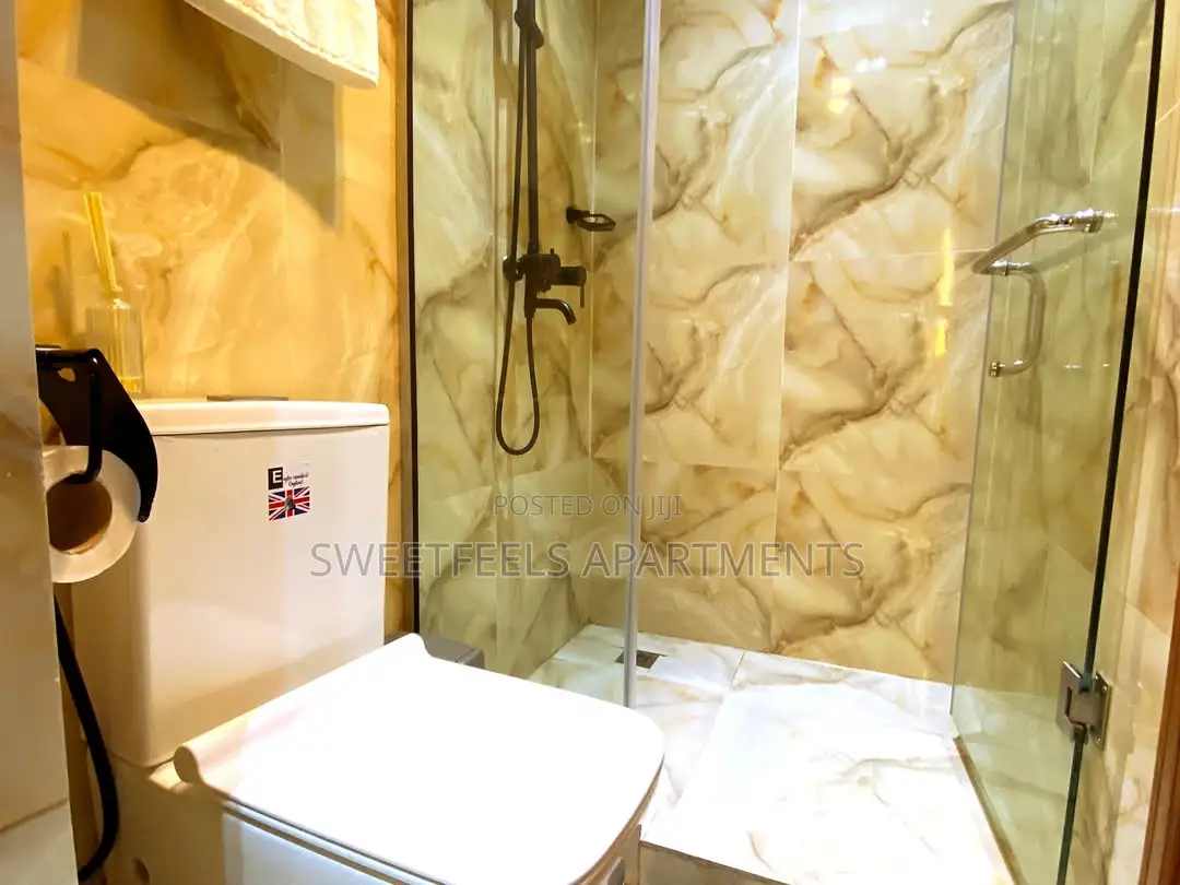 Beautiful 1-Bedroom Apartment in Ikate