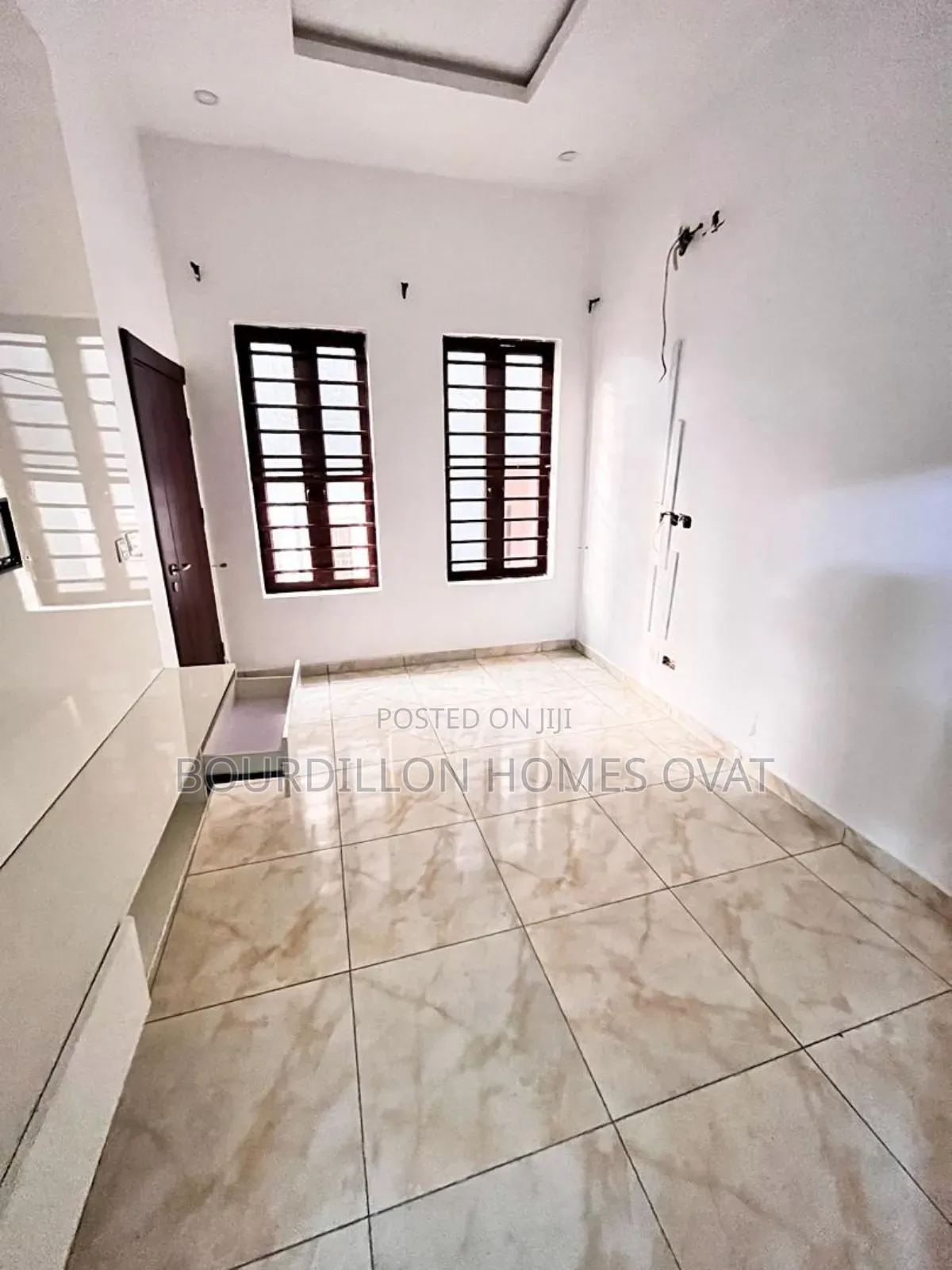 4bdrm Duplex in Ikota Villa Estate for sale in Ikota