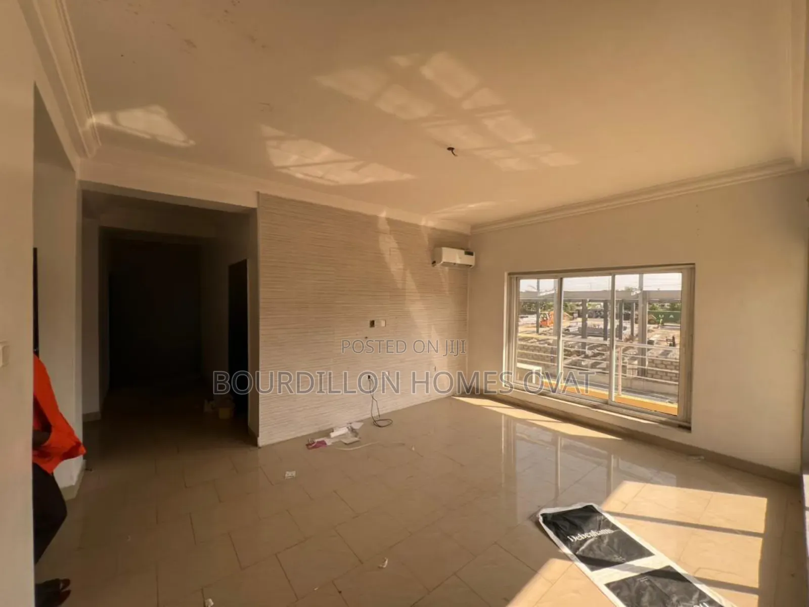 3bdrm Apartment in Lekki Phase 1 Lagos for sale in Lekki Phase 1