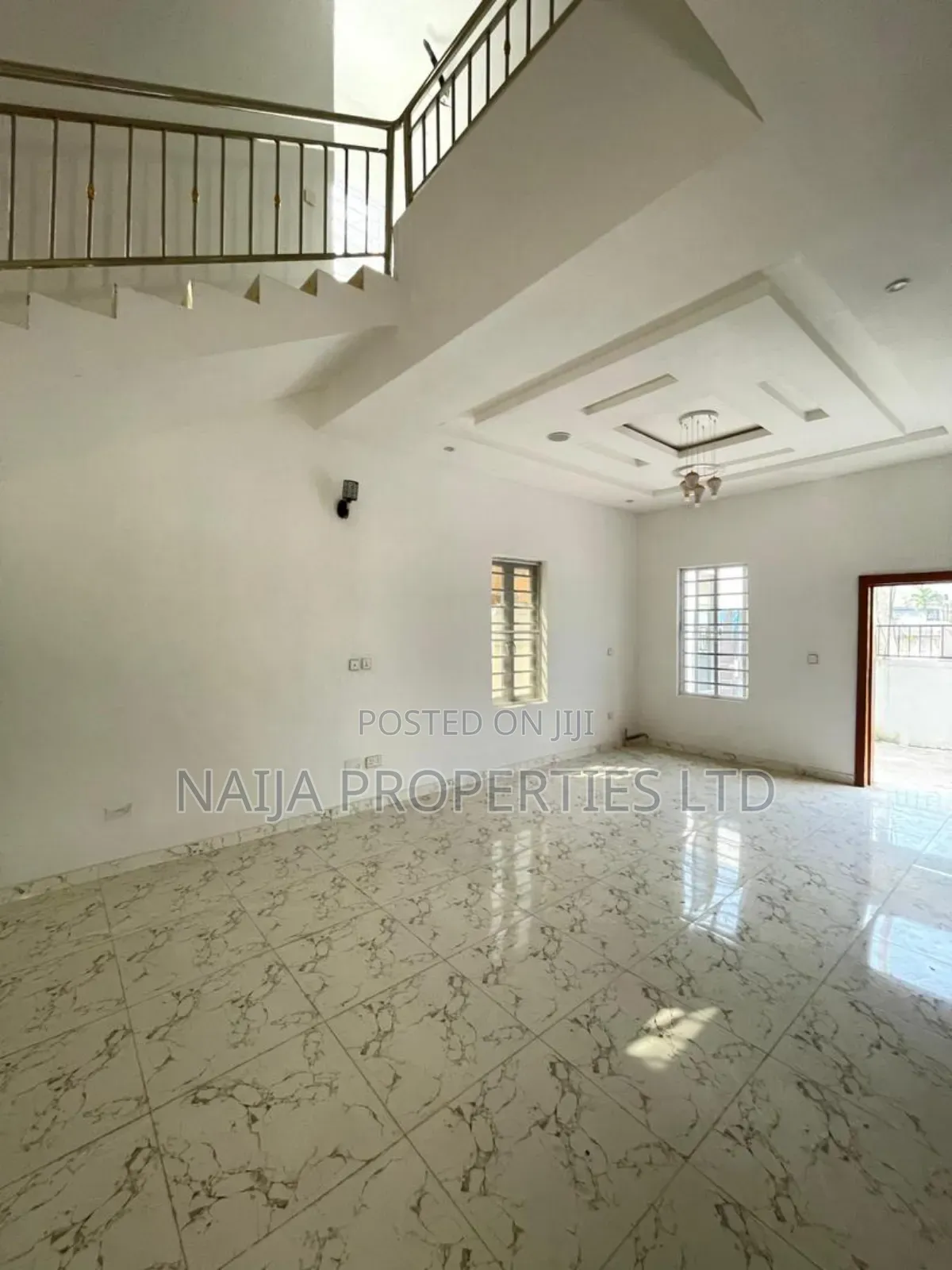 5bdrm Duplex in Chevron Tollgate, Lekki for sale in Lekki