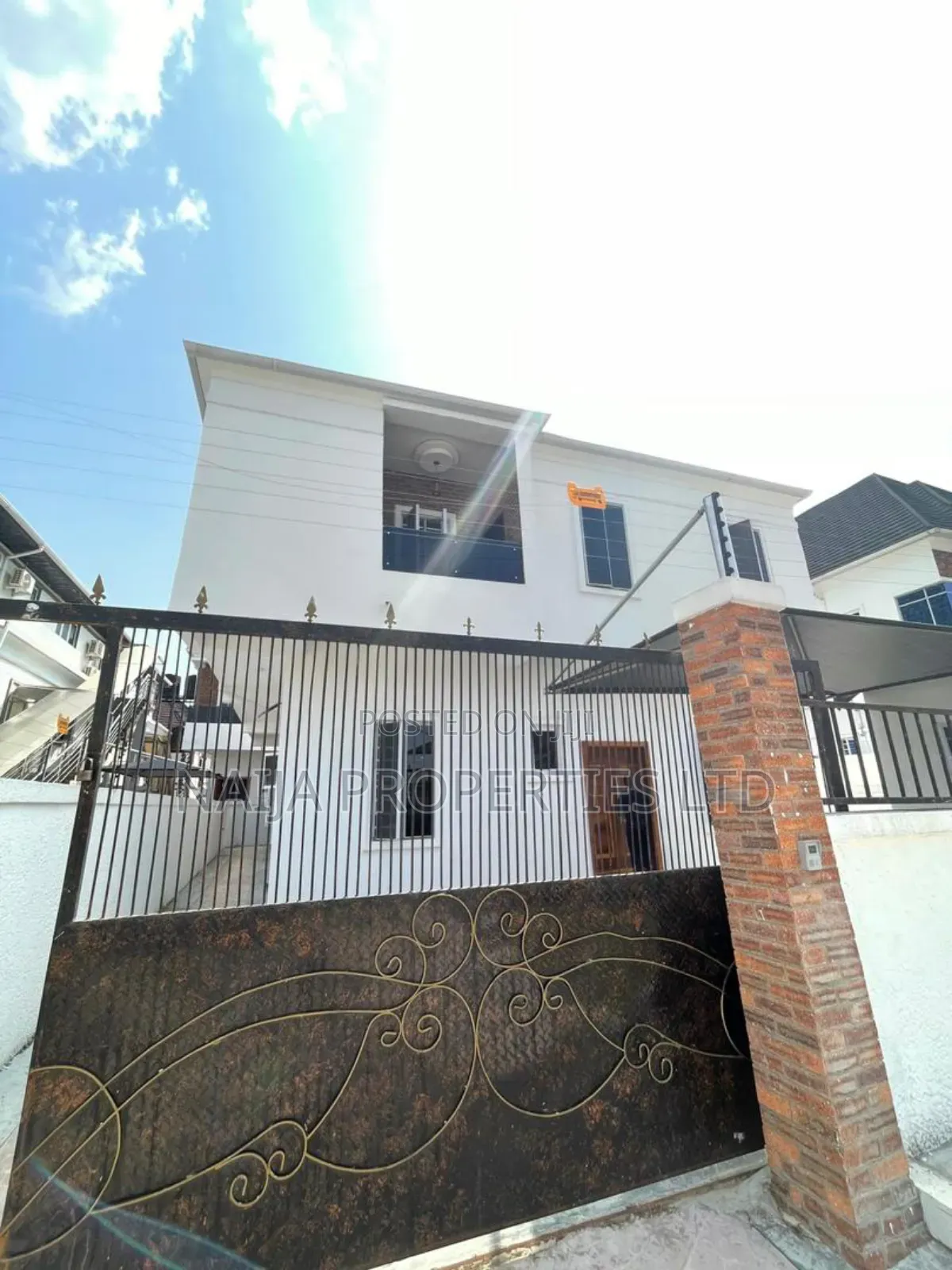 5bdrm Duplex in Chevron Tollgate, Lekki for sale in Lekki