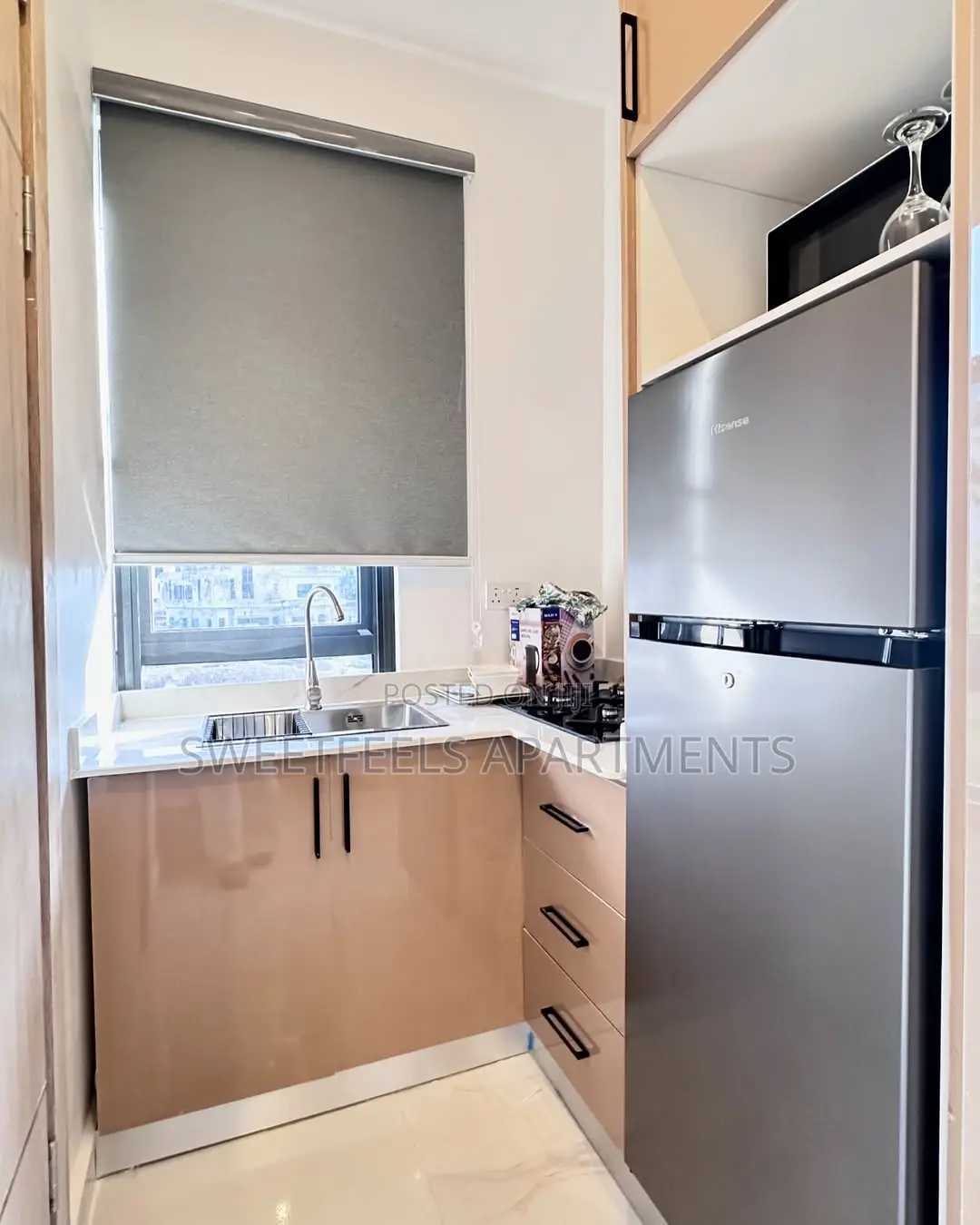 Luxury Studio With Kitchenette, Swimming Pool and Mini Gym in Lekki Phase 1