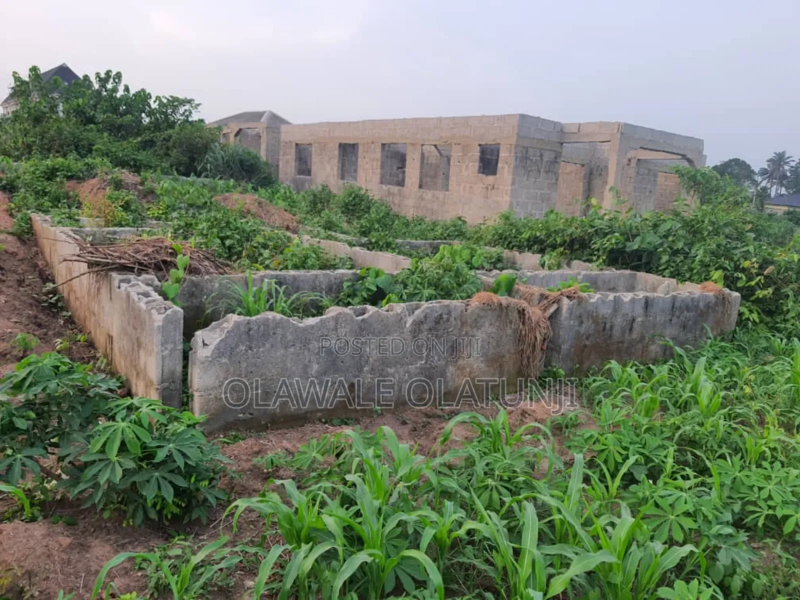 Half Plot of Land With Foundation in Agbara-Igbesan