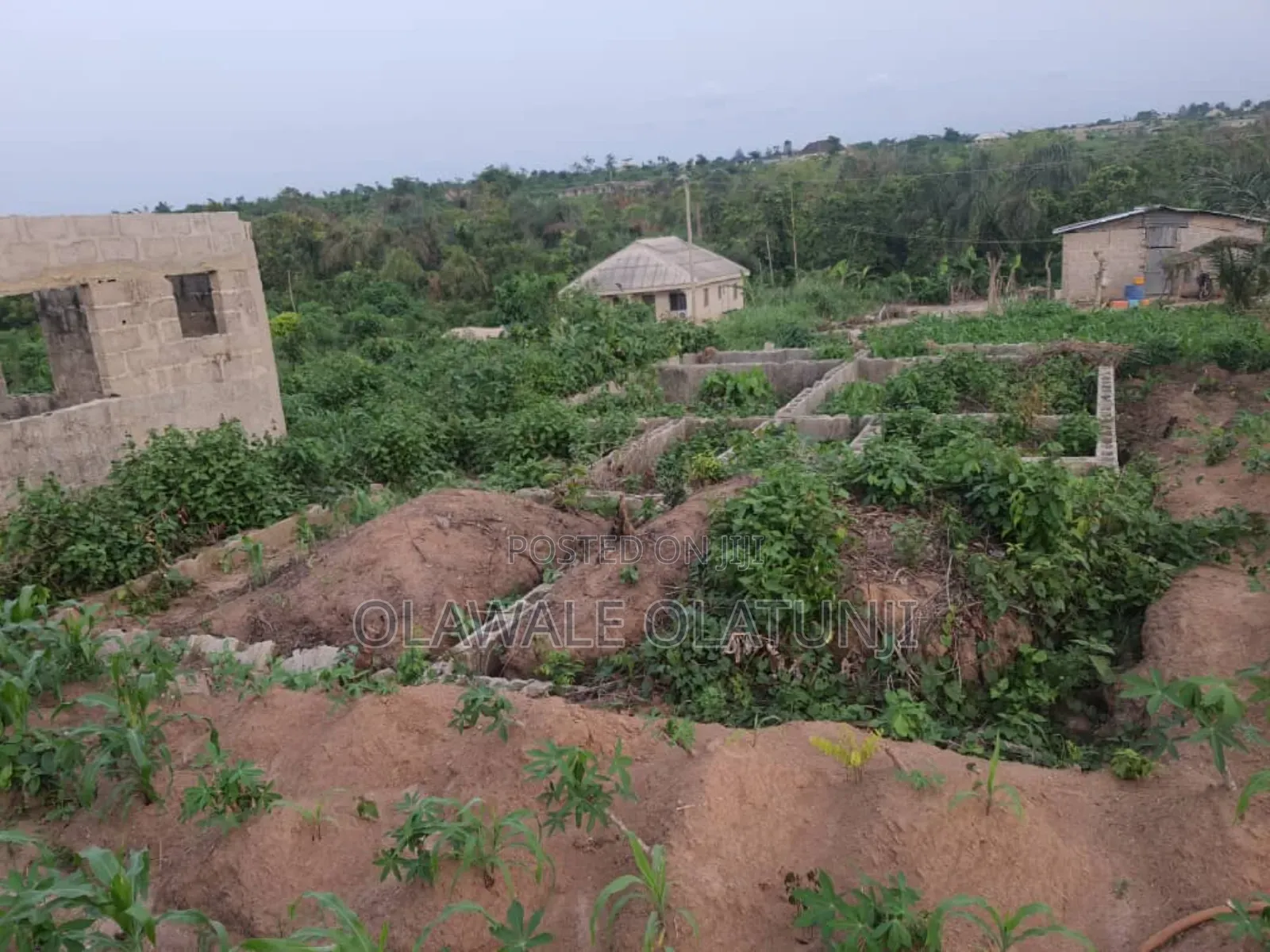 Half Plot of Land With Foundation in Agbara-Igbesan
