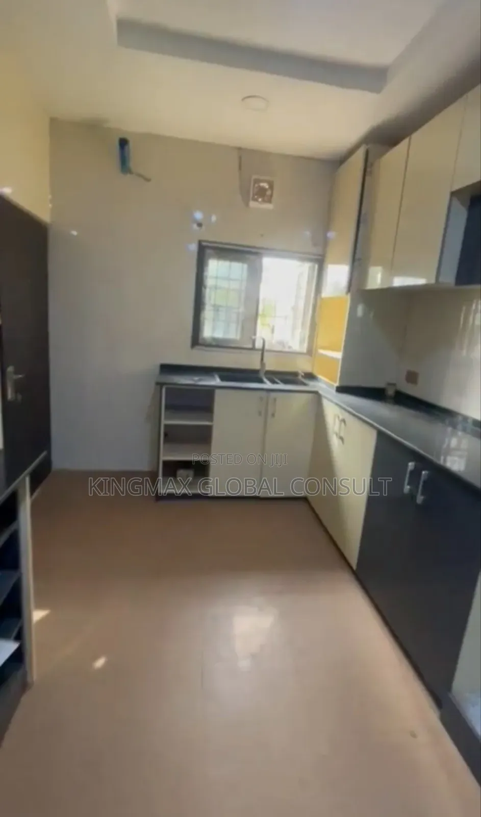 4bdrm Duplex in Life Camp Abuja for sale in Life Camp