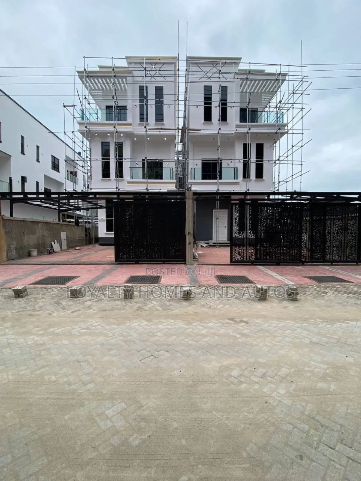 5bdrm House in Ikate for sale in Ikate