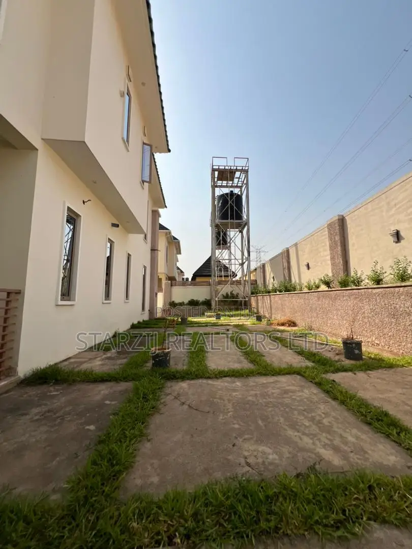 5bdrm Duplex in Katampe Extension for sale in Katampe Extension