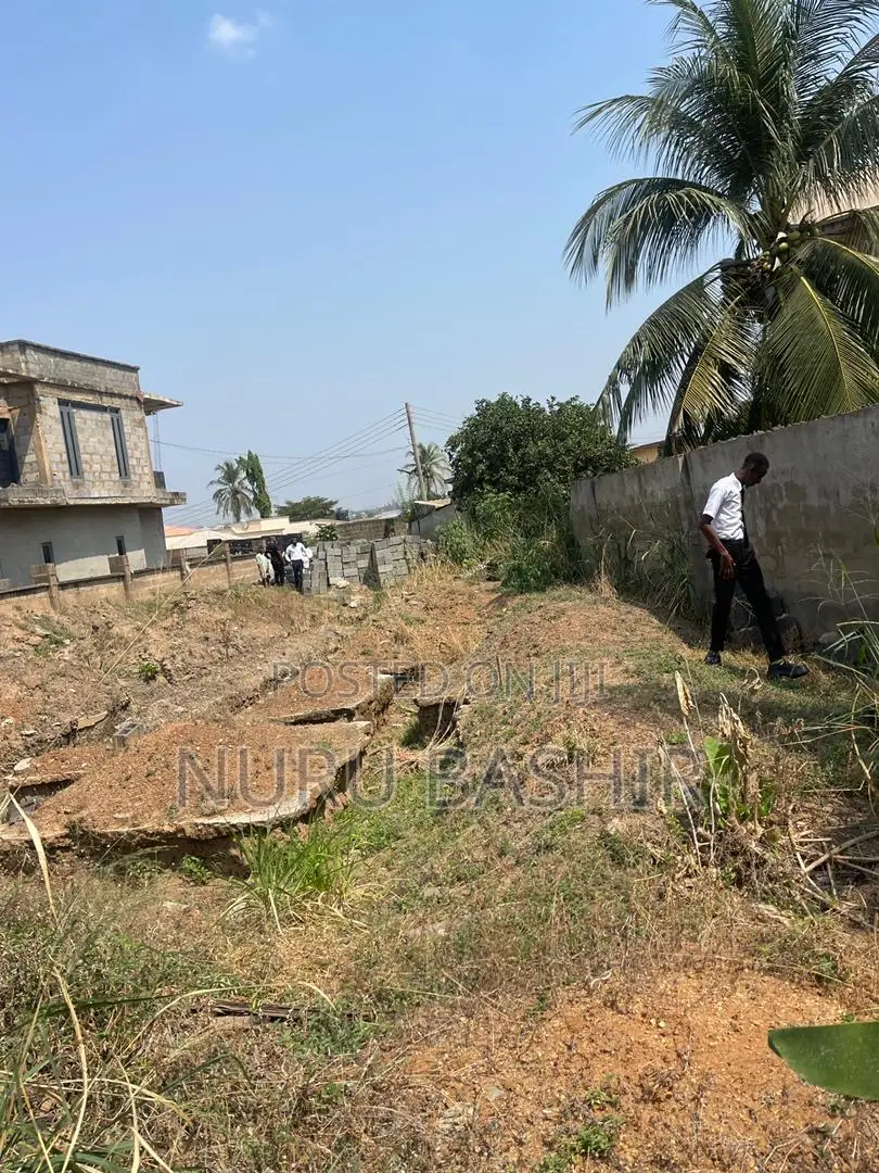 A Plot of Land for Sale in Oluyole Estate