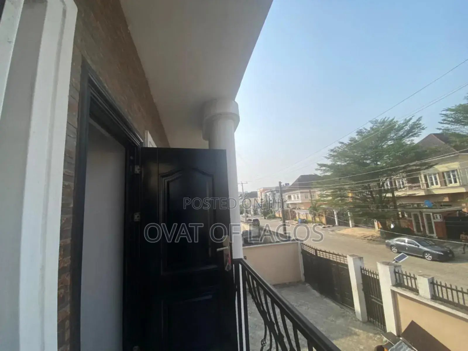 3bdrm Apartment in Chevron for sale in Chevron