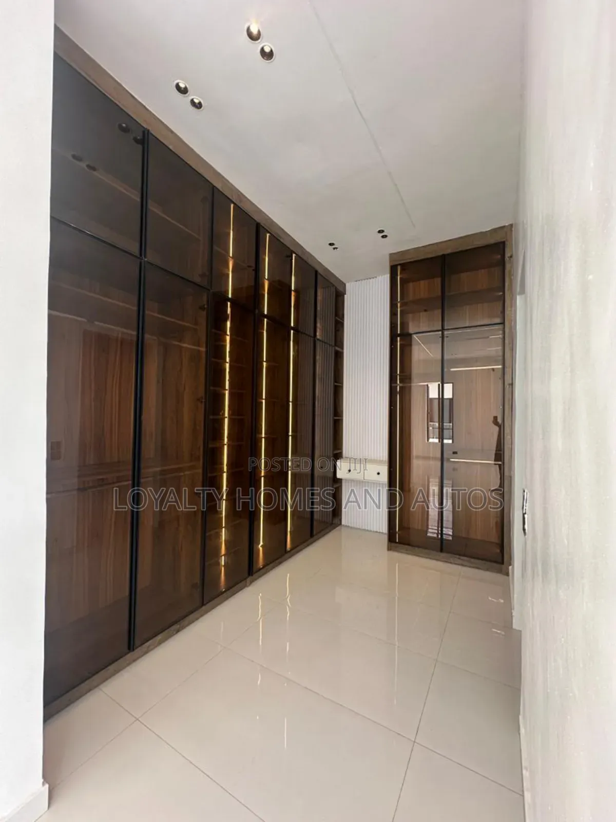 5bdrm House in Ajah for sale in Ajah