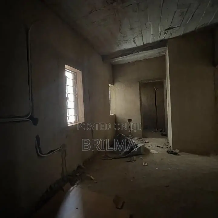 5bdrm Duplex in Gaduwa for sale in Gaduwa