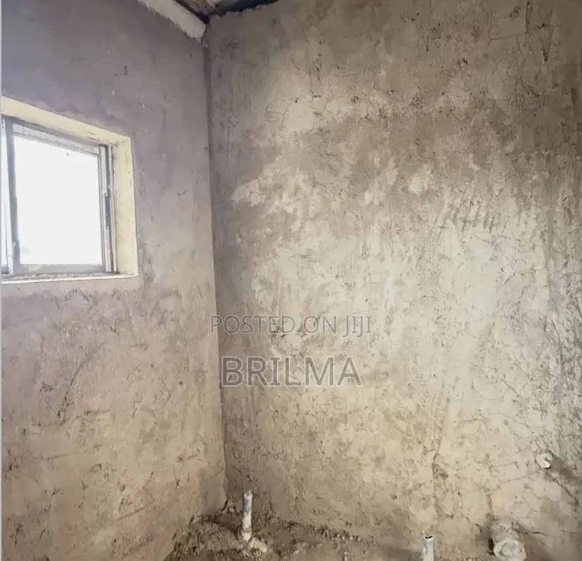 3bdrm Block of Flats in Kaura for sale in Kaura