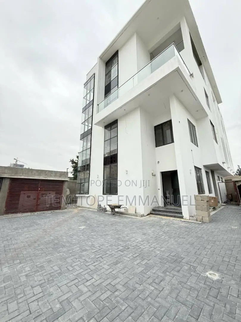 Furnished 5bdrm Duplex in Banana Island Ikoyi for sale in Banana Island