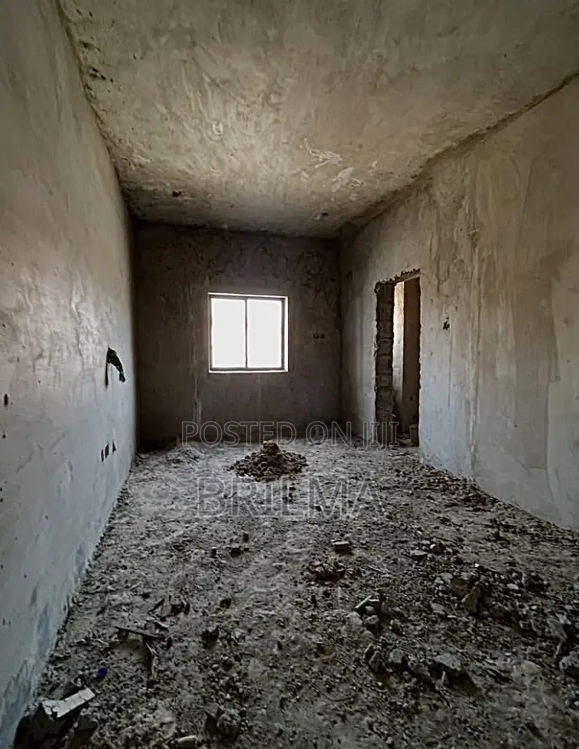 3bdrm Block of Flats in Kaura for sale in Kaura