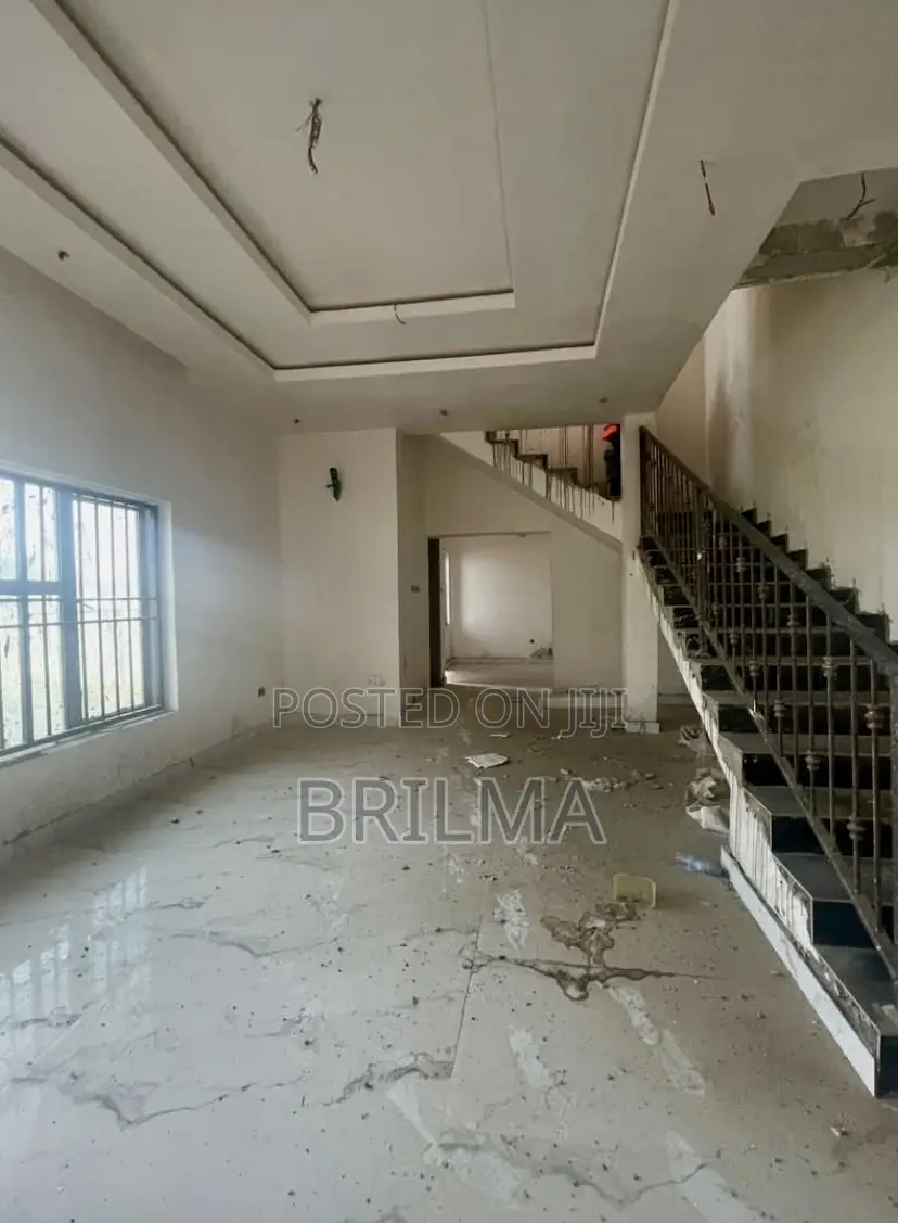 3bdrm Duplex in Gaduwa for sale in Gaduwa