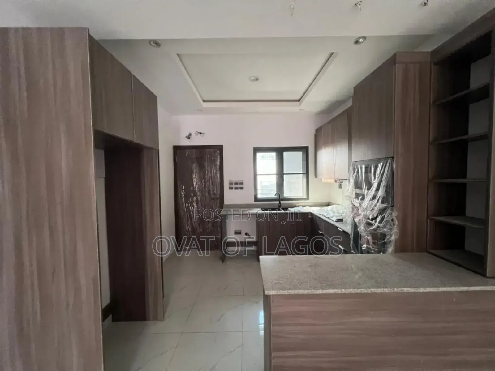 3bdrm Apartment in Ikate, Ilasan for sale in Ilasan