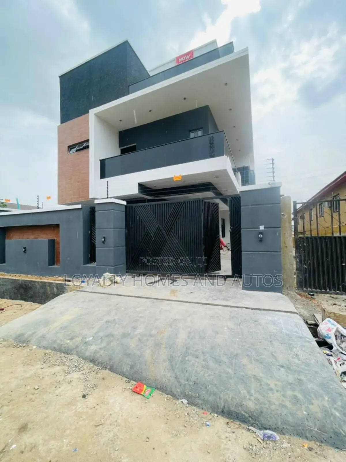 5bdrm Duplex in GRA Phase 1 for sale in GRA Phase 1