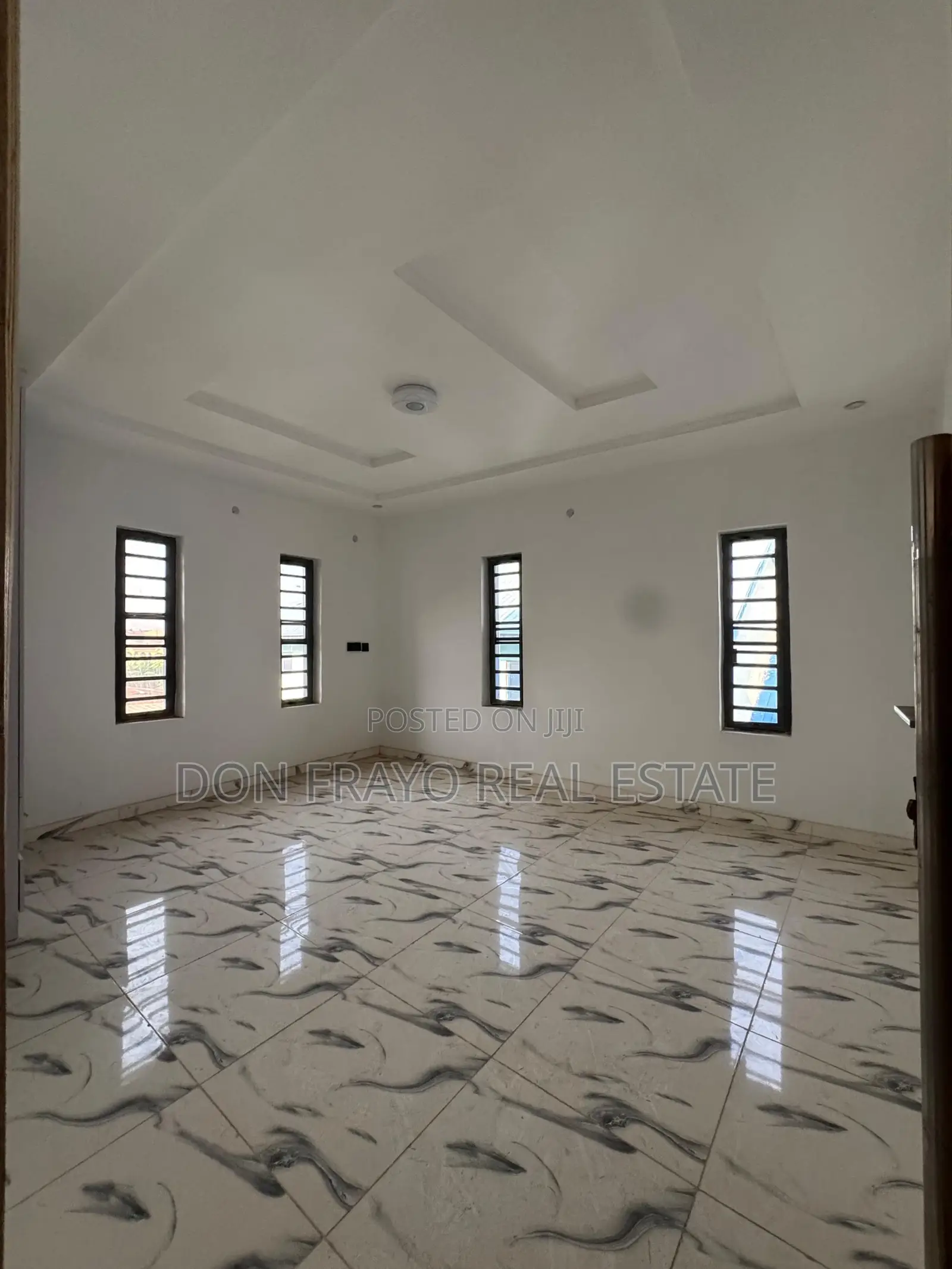 4bdrm Duplex in Kolapo Ishola Gra, Akobo for sale in Akobo