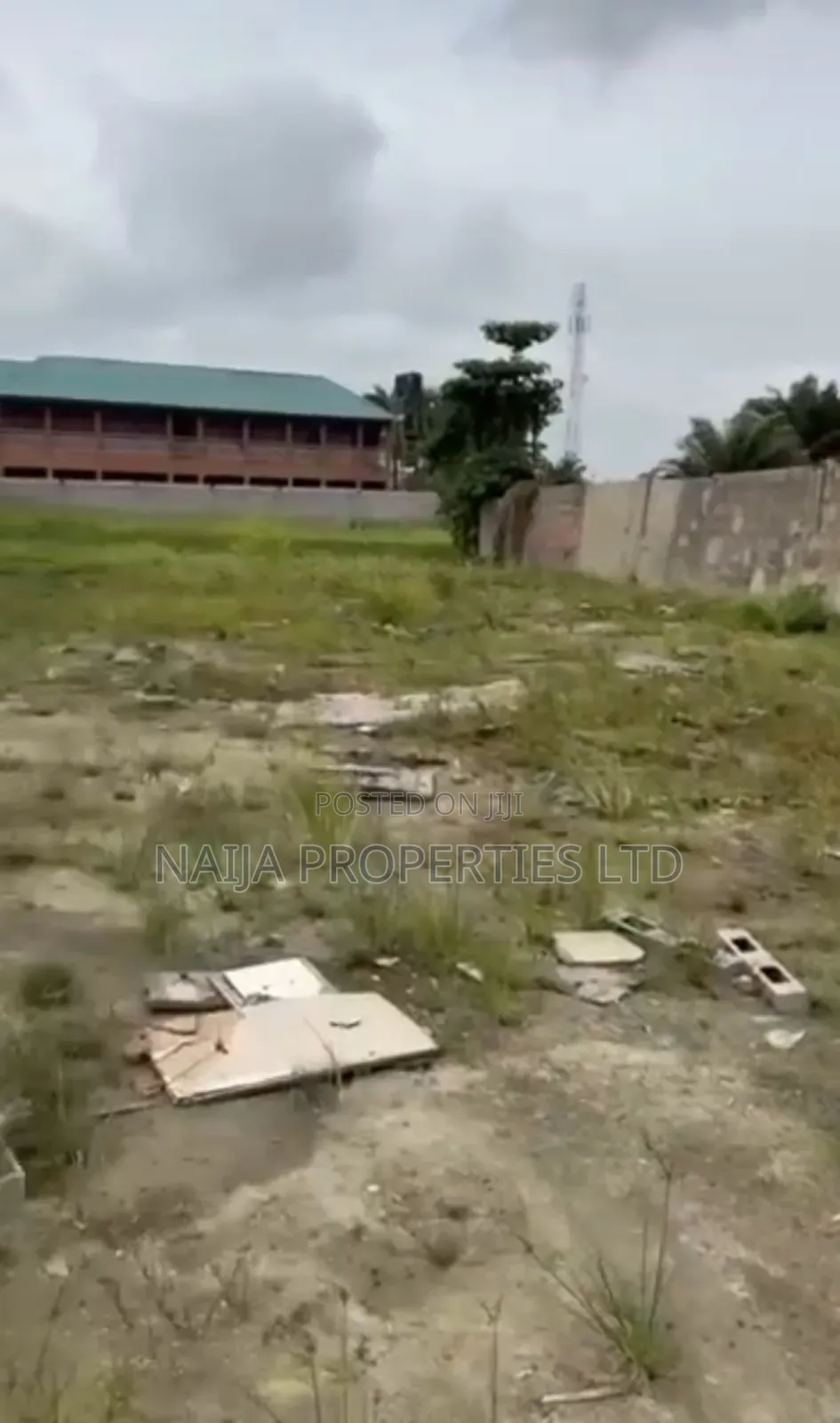 3 Plots Directly on the Express at Baba Adisa,Before Eleko for Sale in Ibeju