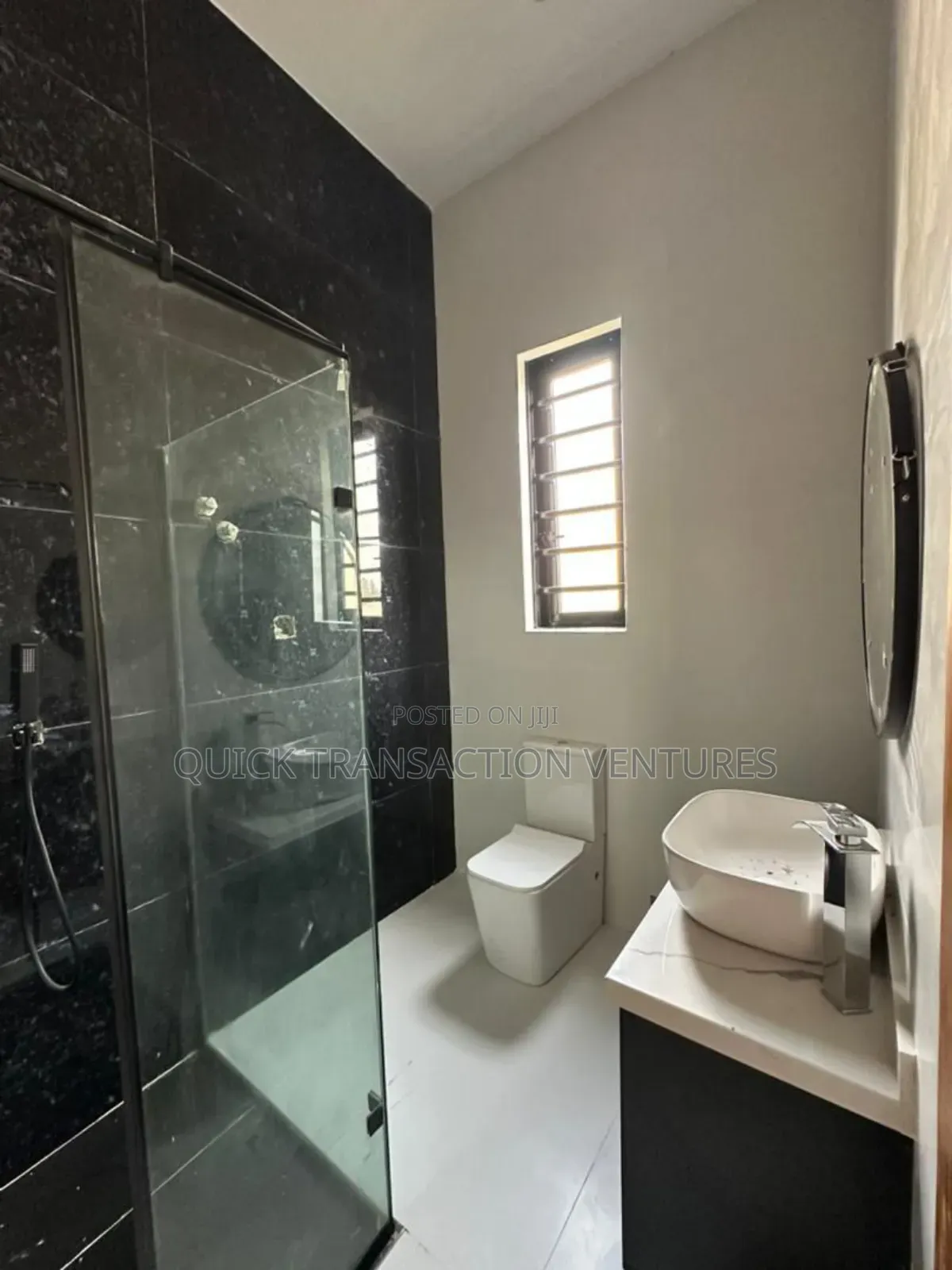 5bdrm Duplex in Megamound Estate, Ikota for sale in Ikota