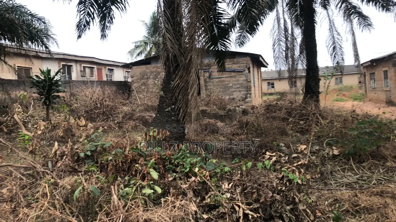 A Tenement 4 Rums Uncompltd on a Full Plot of Land in a Good Environmt in Ado-Odo/Ota