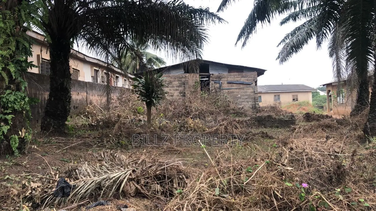 A Tenement 4 Rums Uncompltd on a Full Plot of Land in a Good Environmt in Ado-Odo/Ota