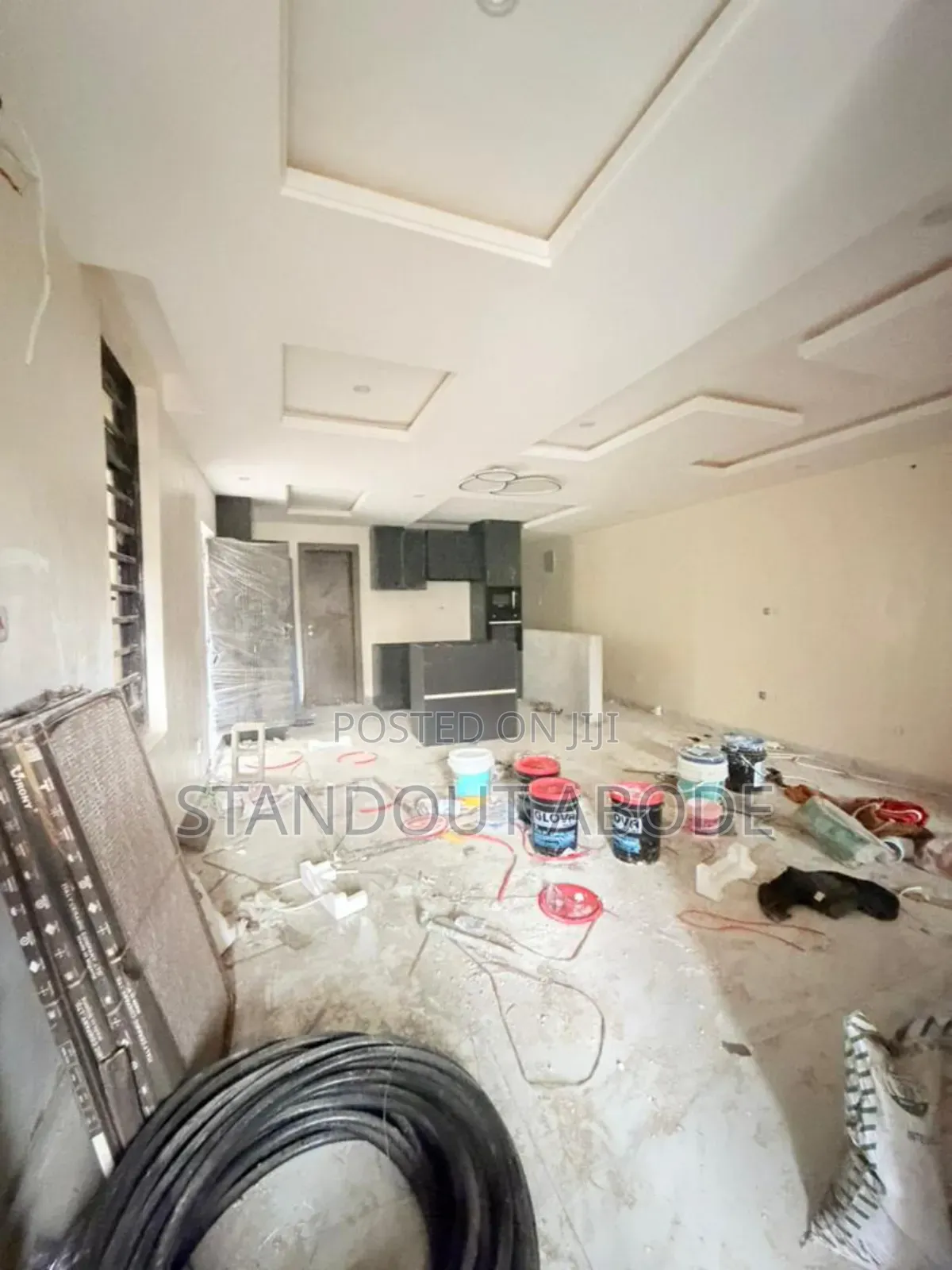 4bdrm Duplex in In A Secure Location, Surulere for sale in Surulere