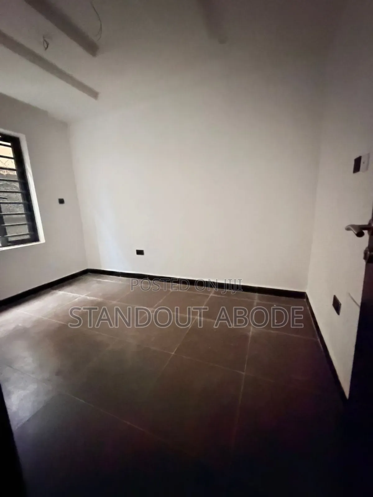 2bdrm Apartment in In An Estate, Allen Avenue for sale in Allen Avenue