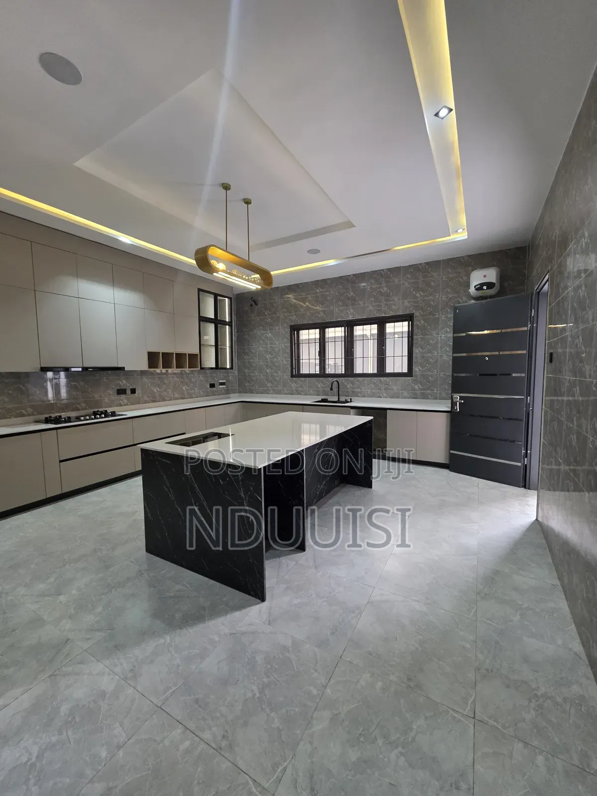5bdrm Duplex in Guzape District for sale in Guzape District