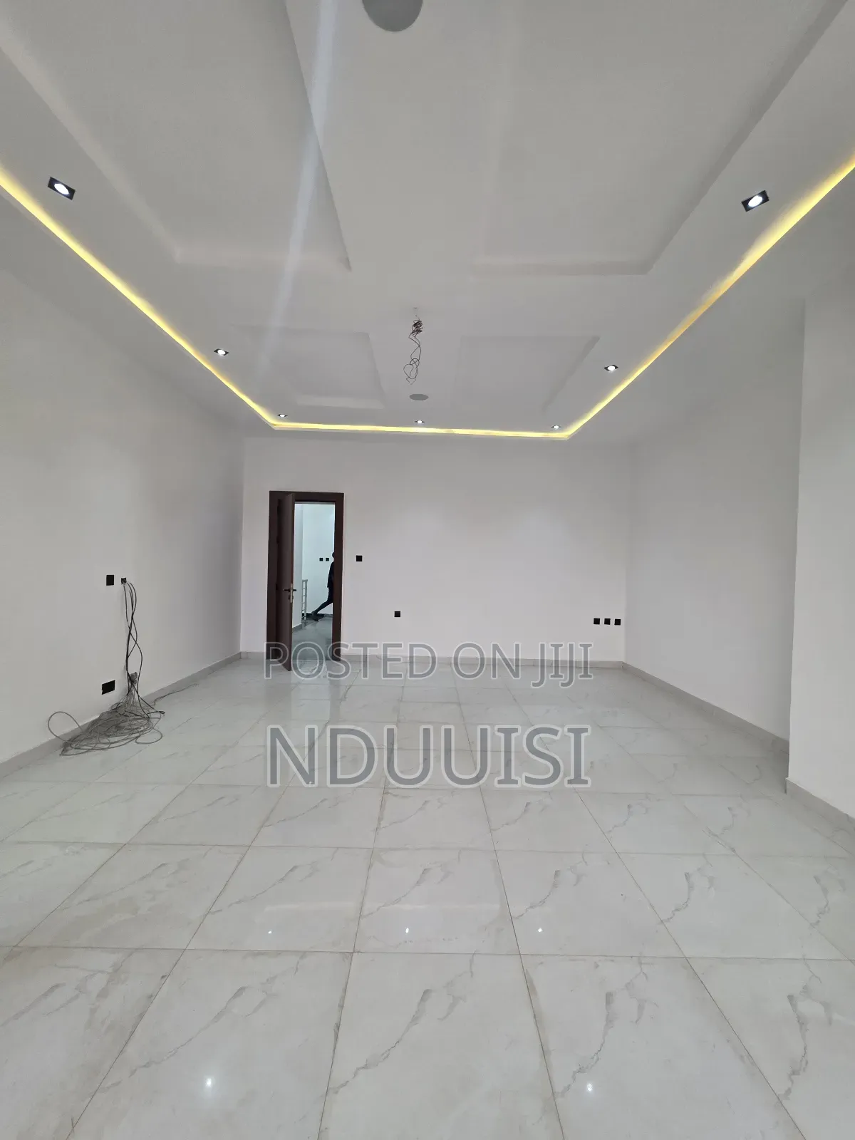 5bdrm Duplex in Guzape District for sale in Guzape District